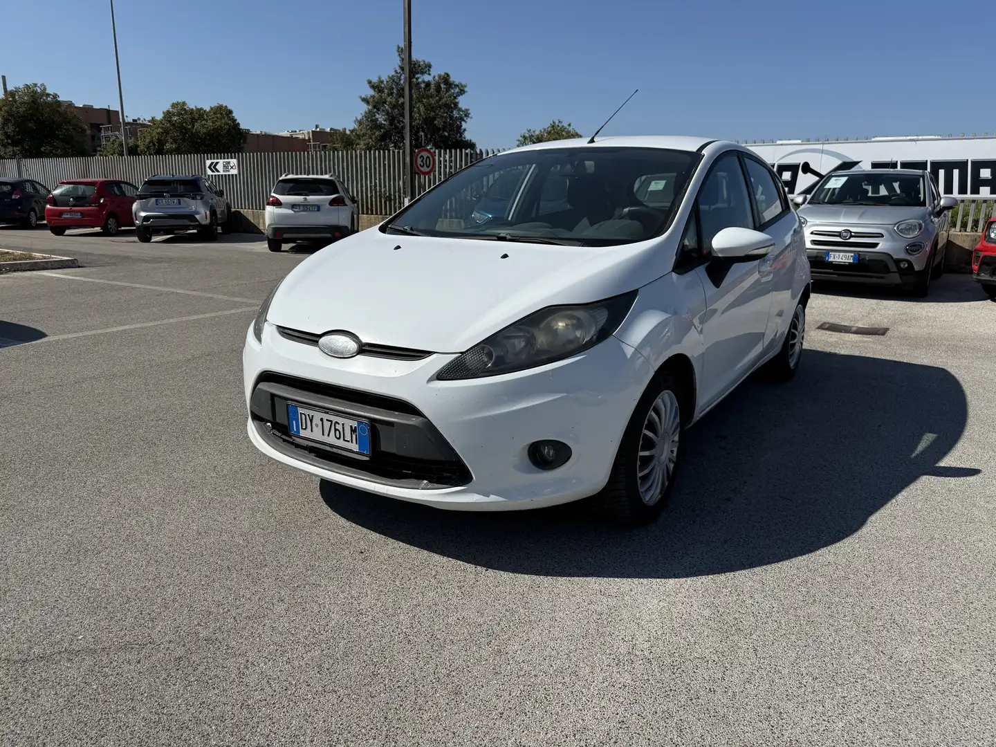 Ford Fiesta Fiesta GPL PLUS 1.4 16 v Blanc - 1