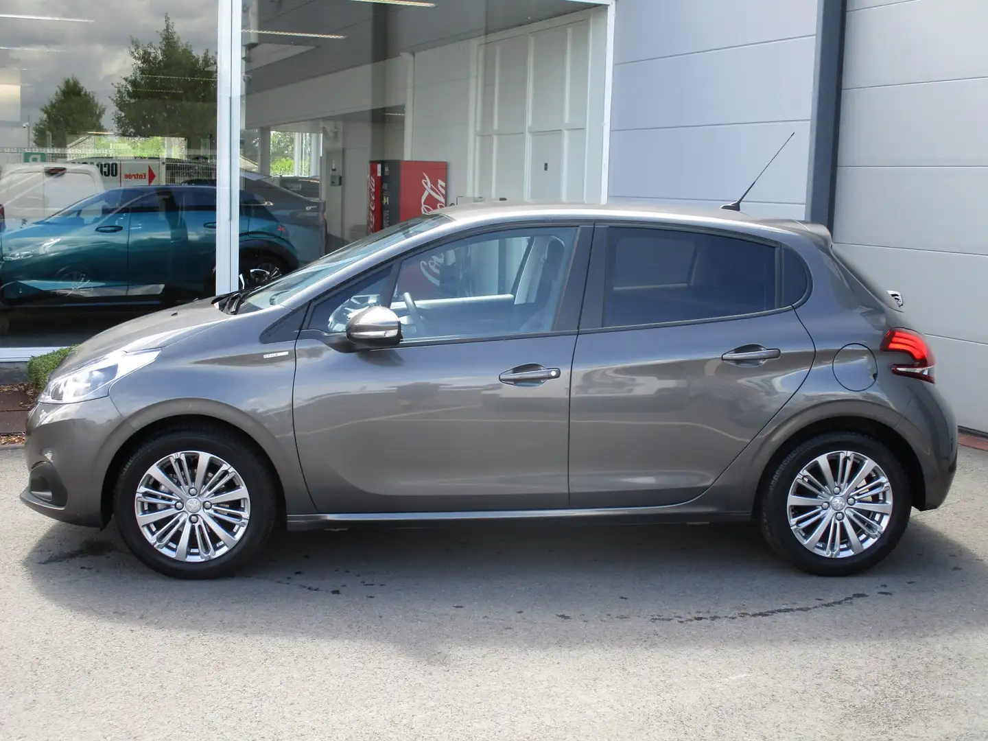 Peugeot 208 208 1.2i Style    !!! 9196 Km !!! Grijs - 2