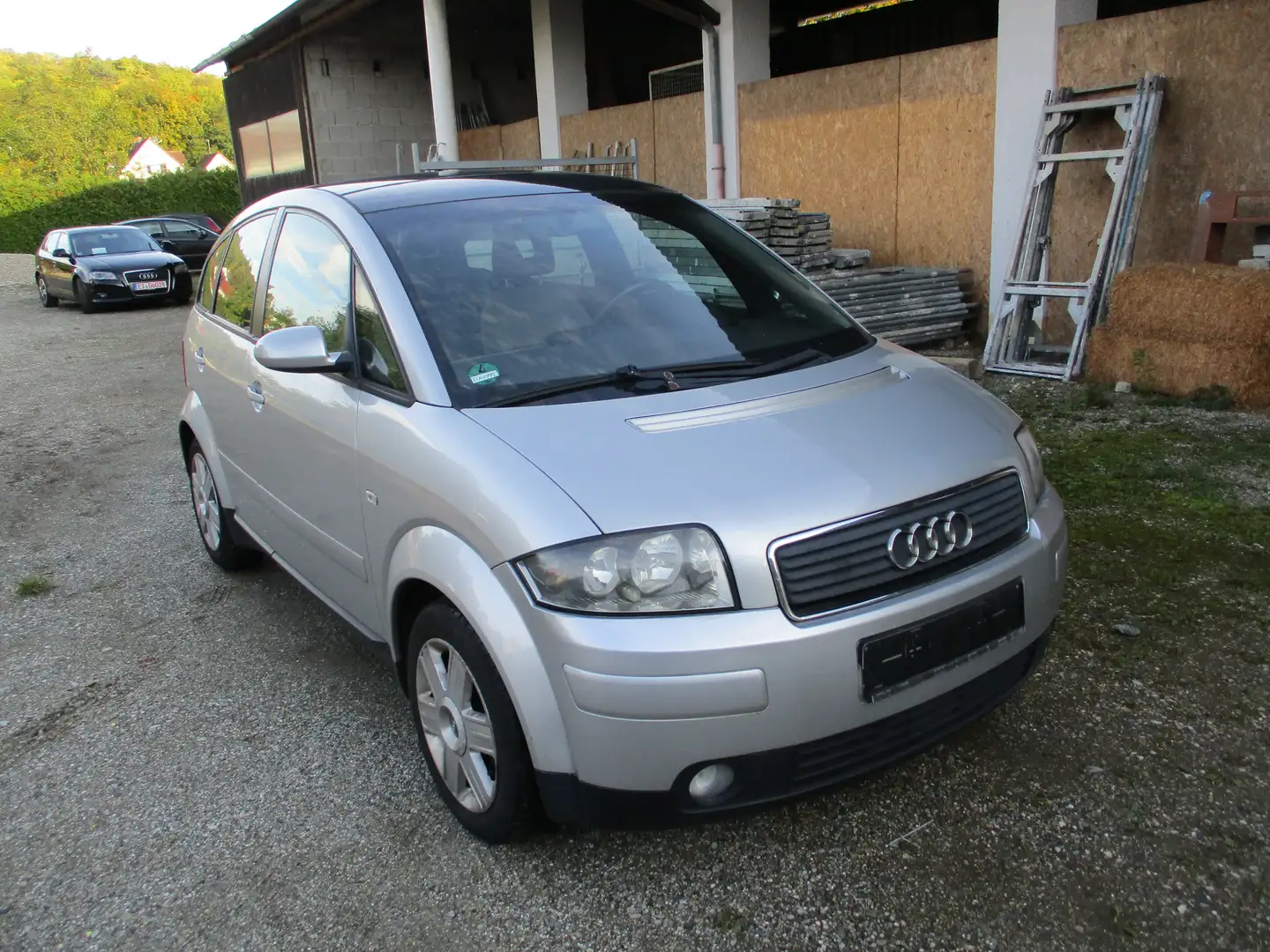 Audi A2 1.4 TDI 90 PS Gris - 1
