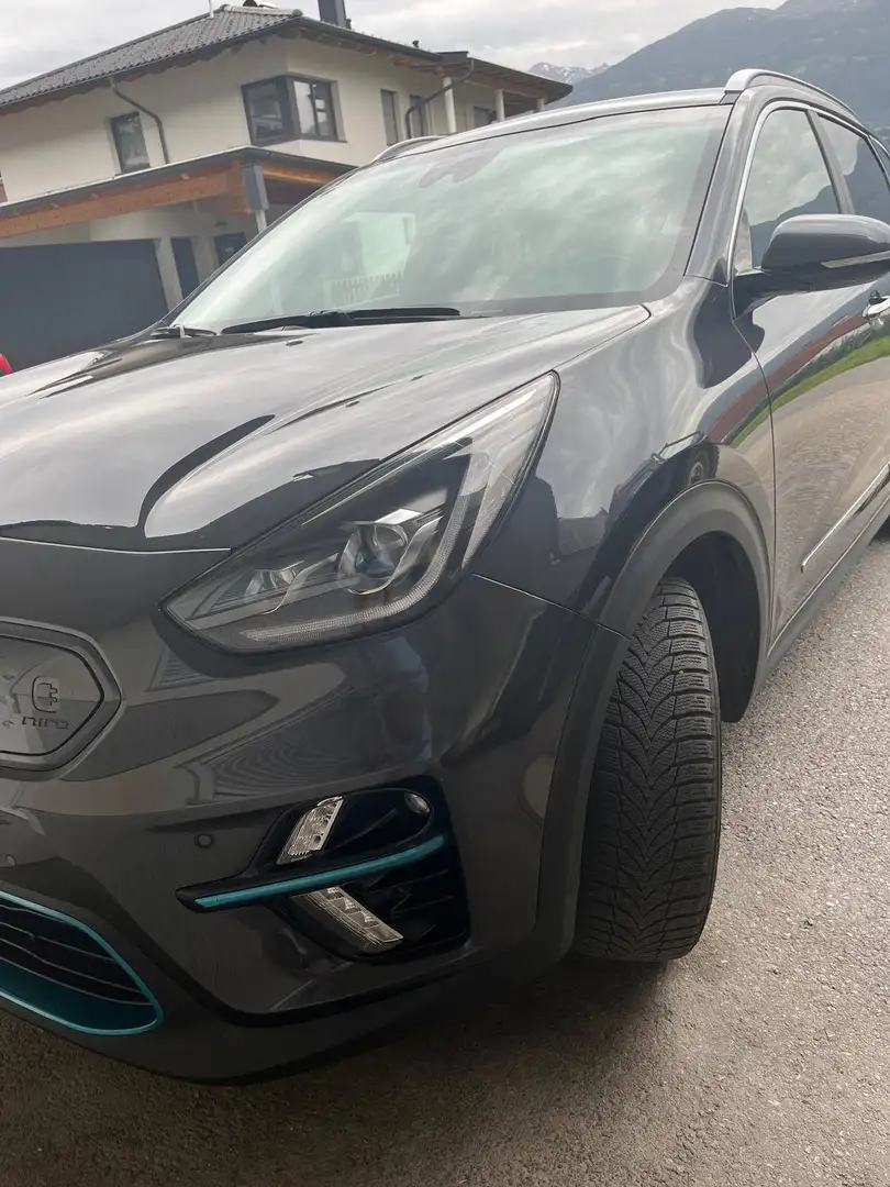 Kia e-Niro Niro EV 64kWh long Range Platin Aut. Platin Schwarz - 2