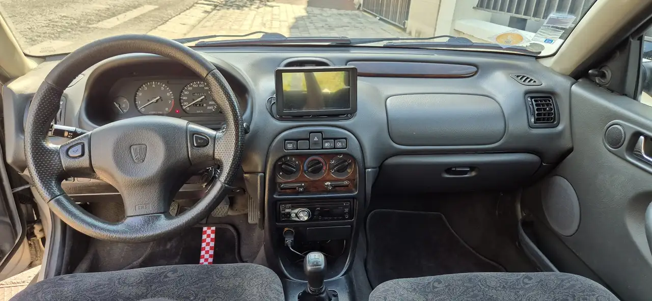 Rover 200, foto 10