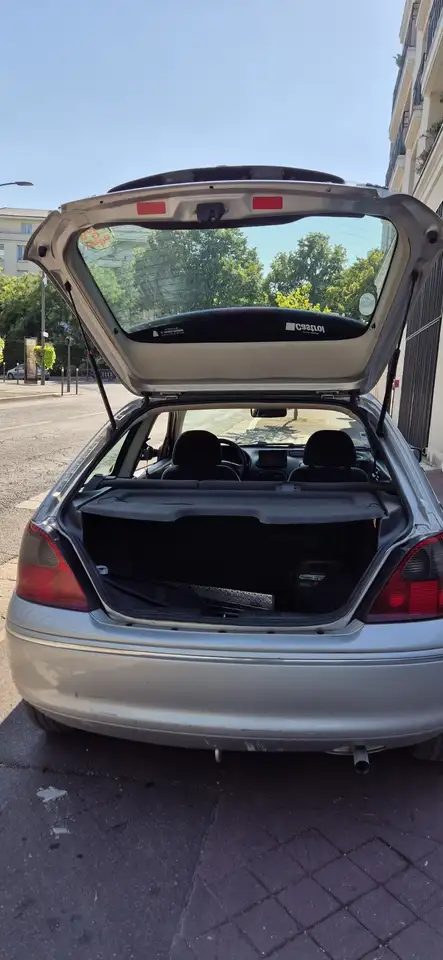 Rover 200, foto 4