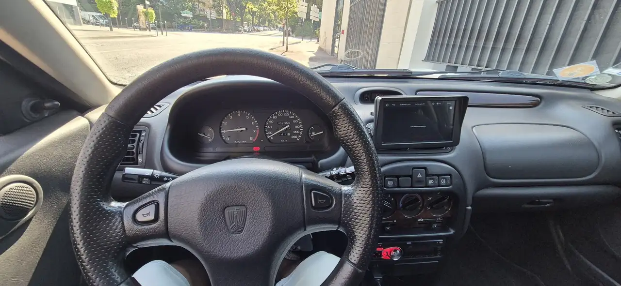 Rover 200, foto 11
