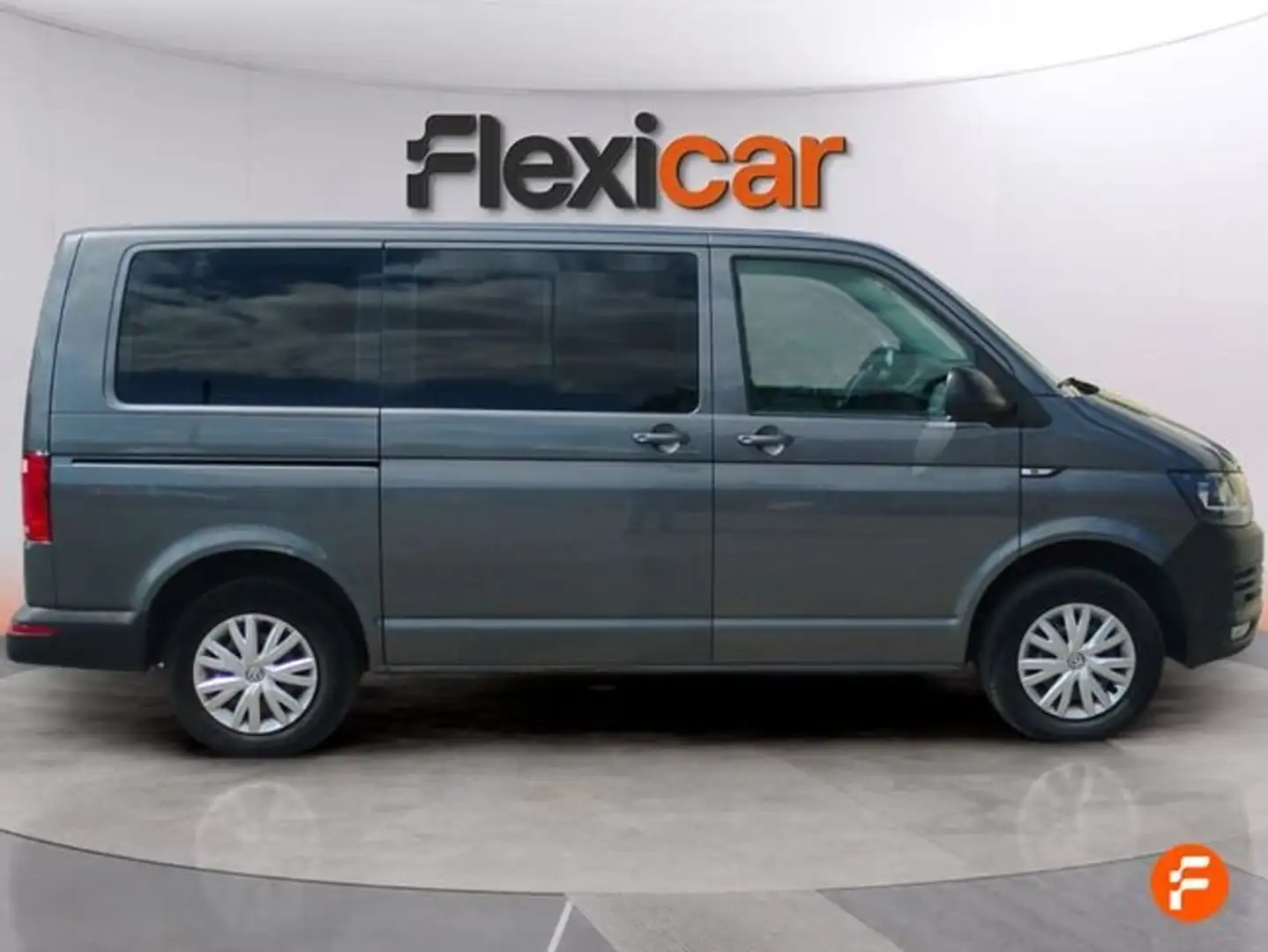 Volkswagen T5 Caravelle Trendline+Corto+2.0+TDI+75kW+%28102CV%29+BMT Gris - 2