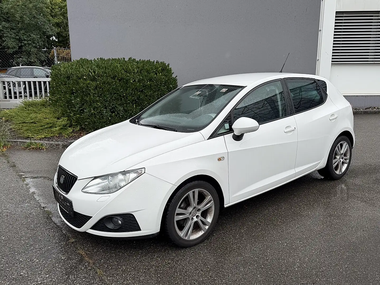 SEAT Ibiza 1,4 Sport Weiß - 1