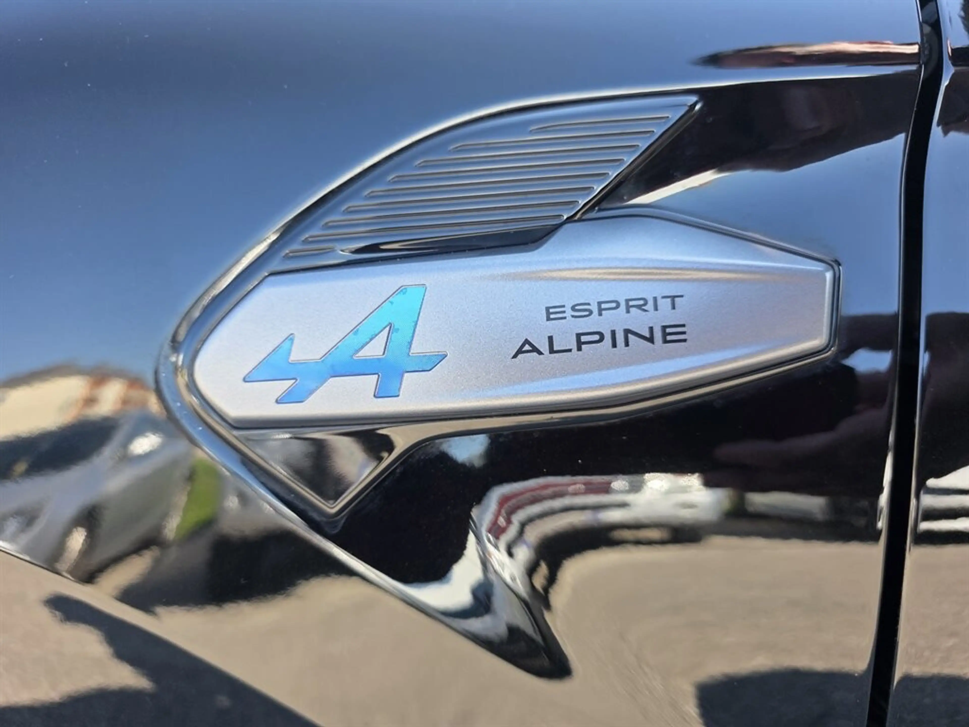 Renault Symbioz E-Tech Hybrid 145 Esprit Alpine Aut. — photo 15
