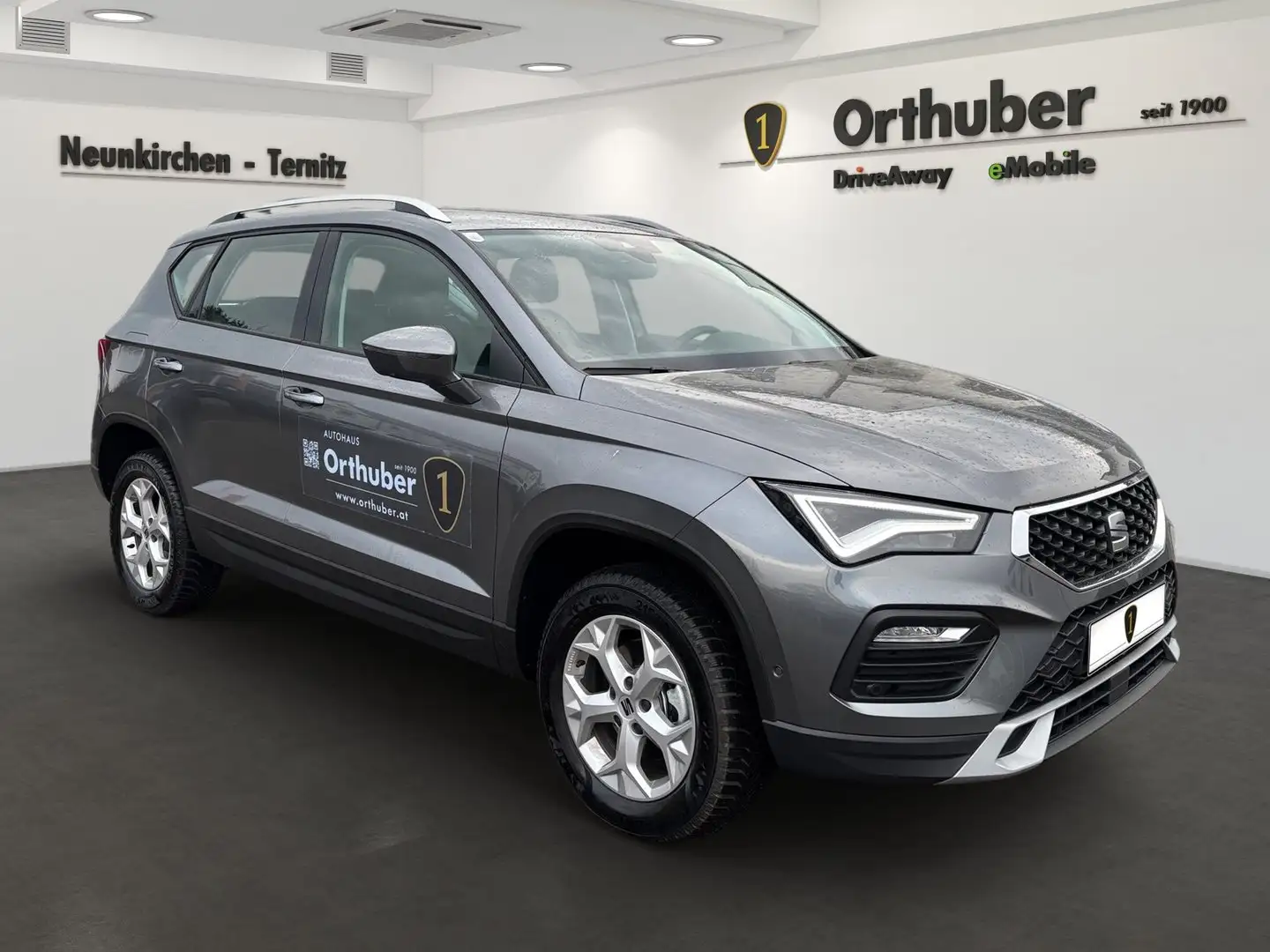 SEAT Ateca Style Edition 1.5 TSI ACT DSG Grau - 2