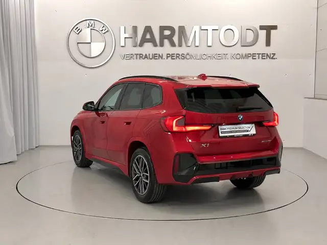 BMW X1 view 5