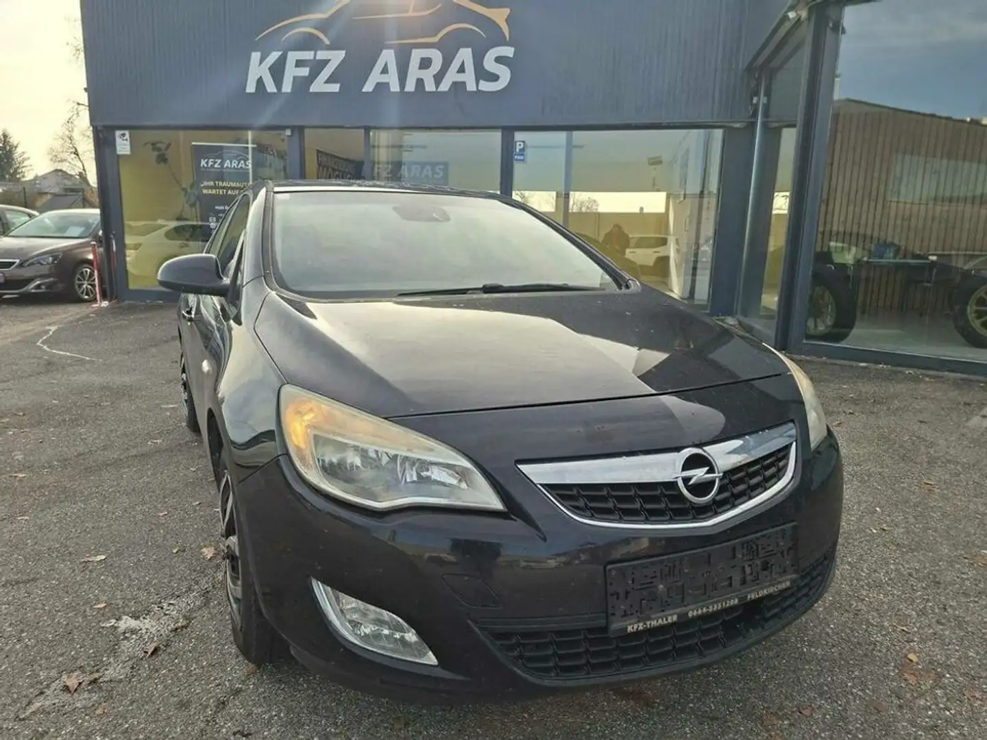 Opel Astra Edition PICKERL 08.2026, Schwarz - 2