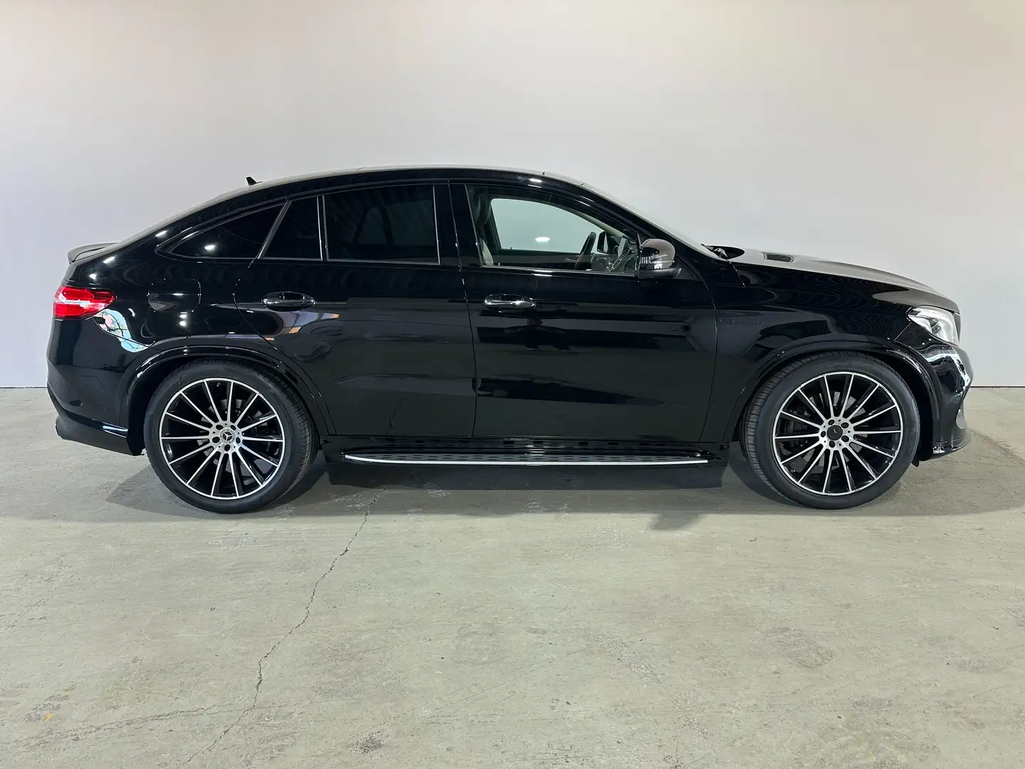 Mercedes-Benz GLE 500 GLE 500 4Matic | Luft | Pano | Head UP | AHK | 22 Negro - 2