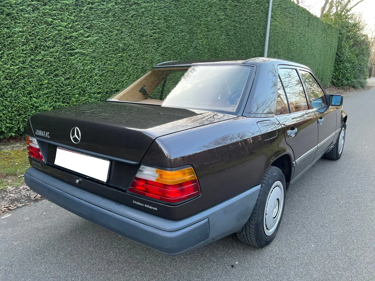 Mercedes-Benz 260 260E 1e Eigenaar Brown - 2