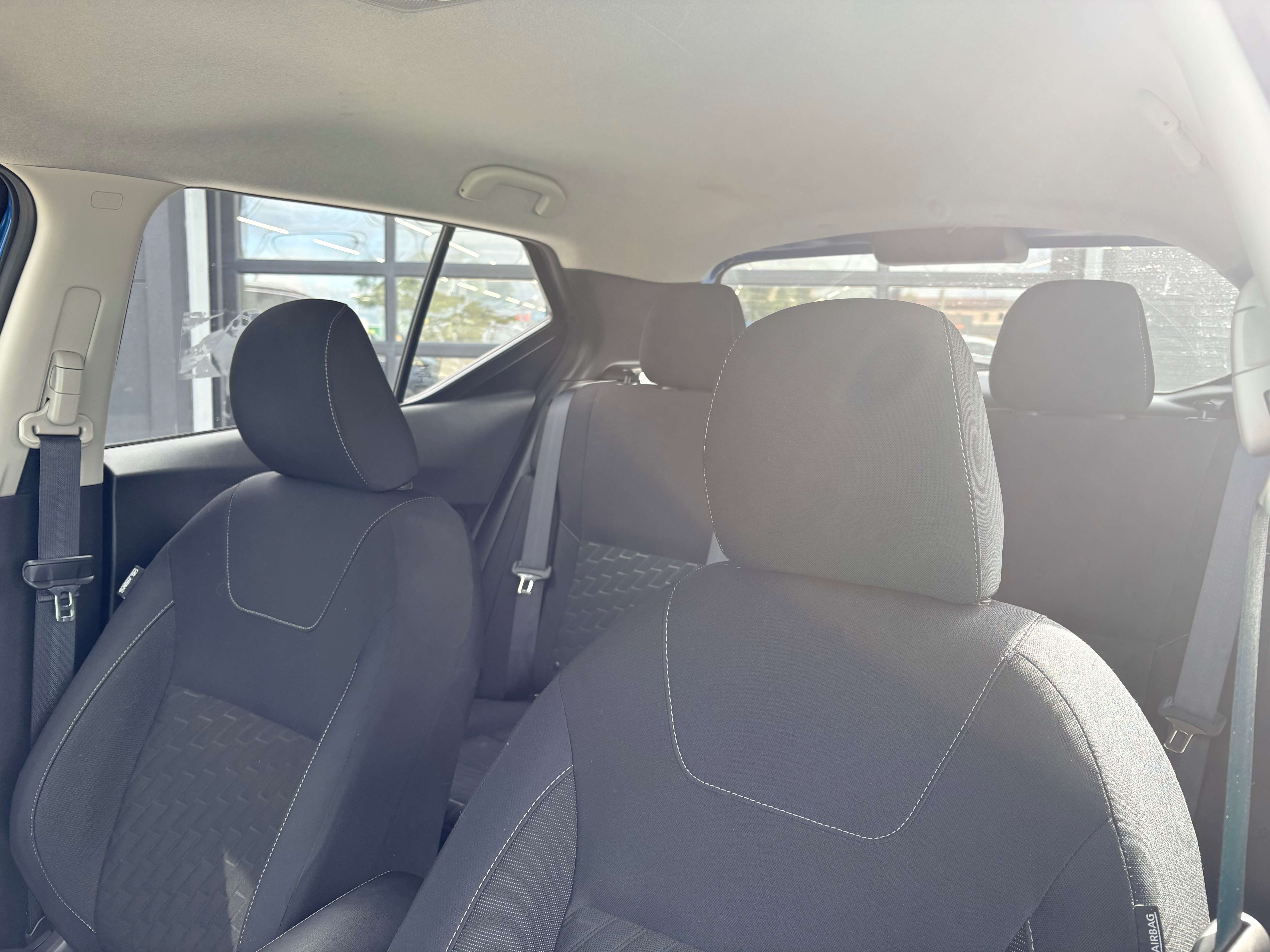 2022 Nissan Kicks SV Back Up Camera Heated Front Seats photo 2