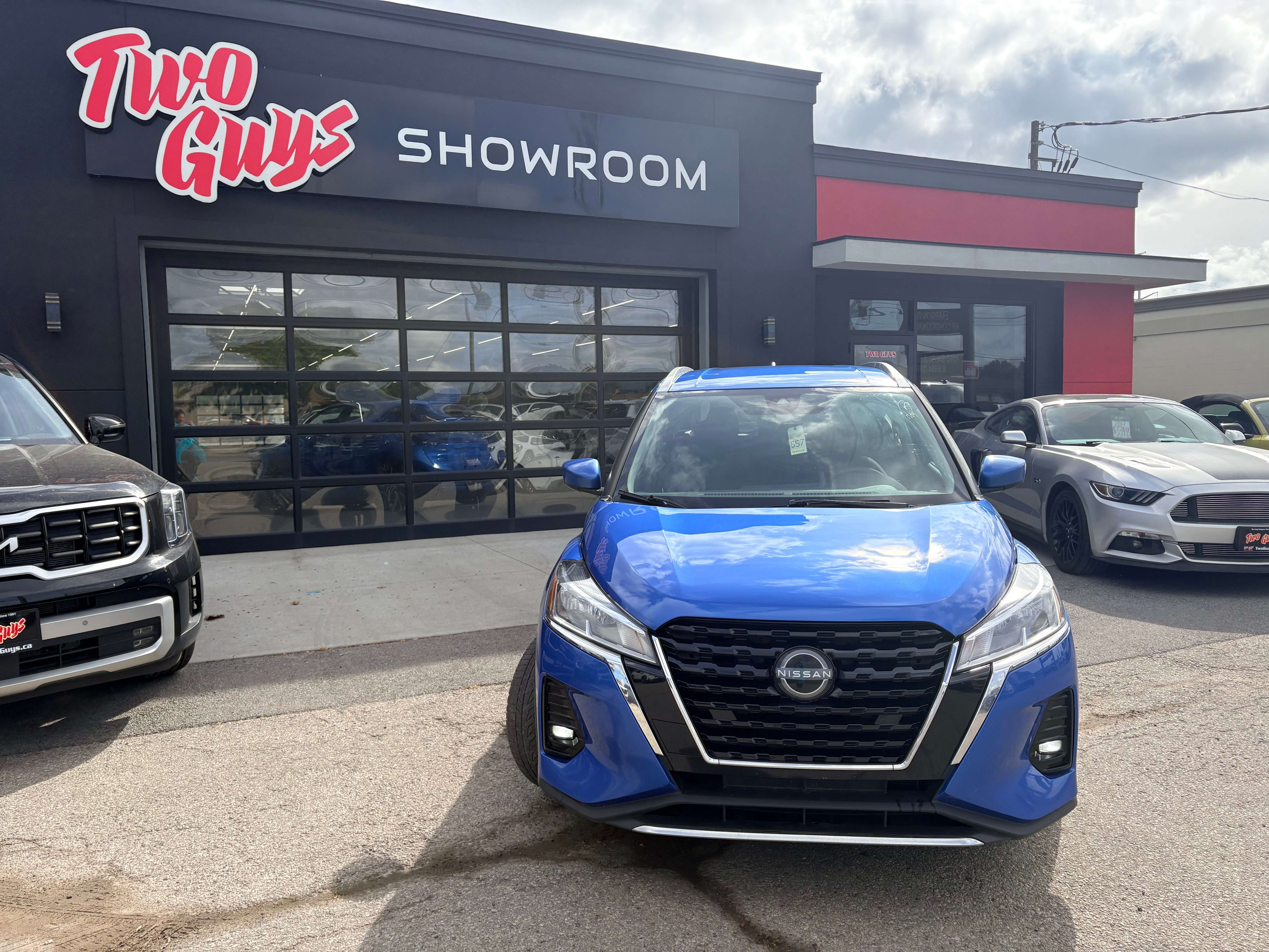 2022 Nissan Kicks SV Back Up Camera Heated Front Seats photo 6