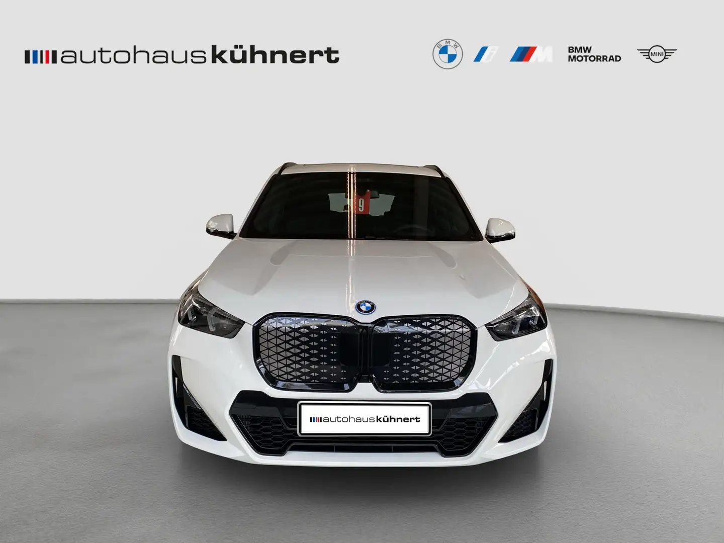 BMW iX1 xDrive30 M-Sport PRO UPE: 72.410,- M-Sport Weiß - 2