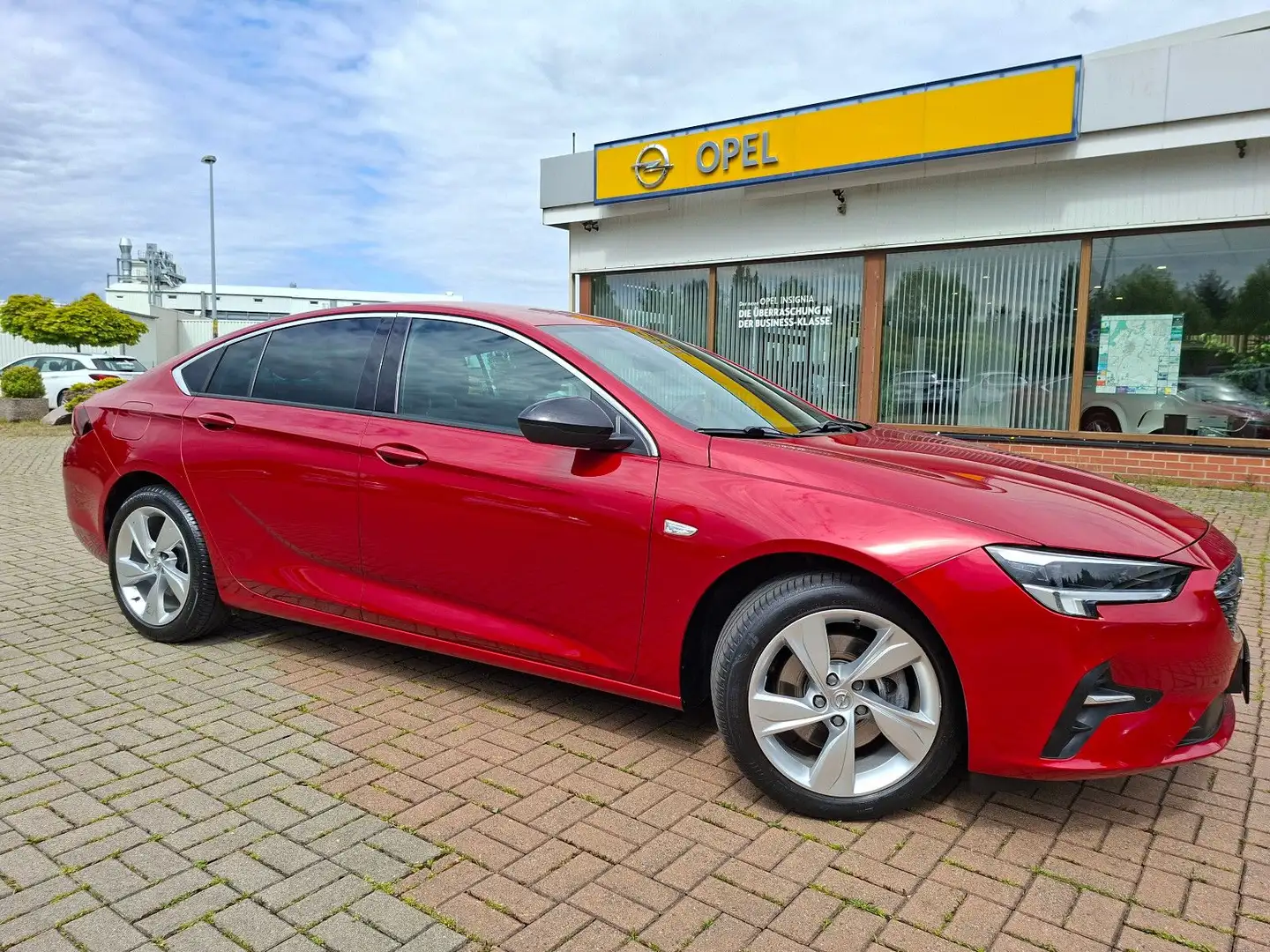 Opel Insignia B GS GS-Line AT+MATRIX-LED+NAVI+SHZ+LHZ Rot - 1