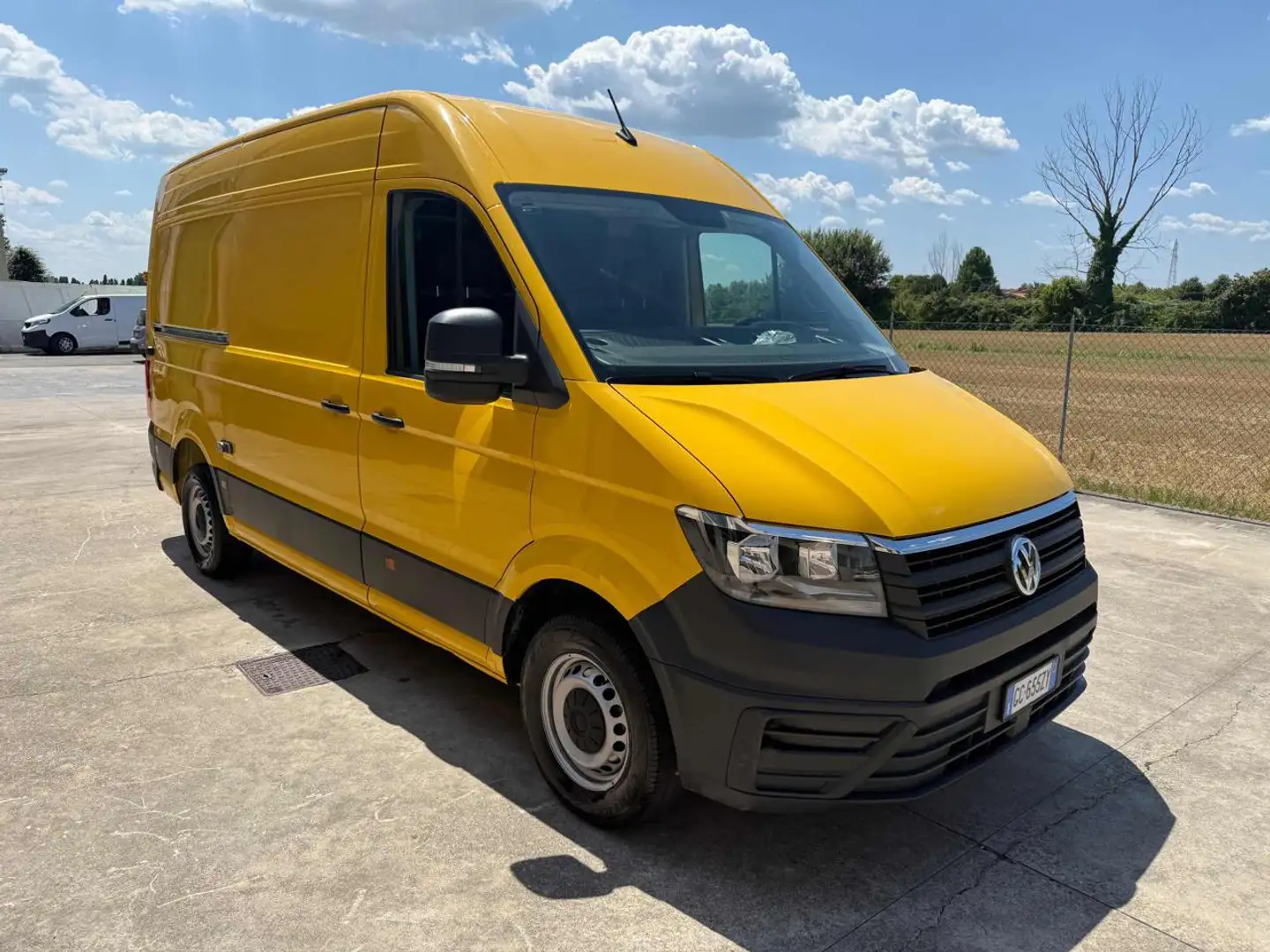 Volkswagen Crafter 30 2.0 TDI 140CV PM-TA Furgone Logistic Giallo - 1