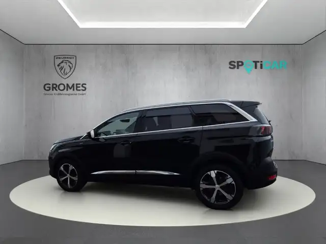 Peugeot 5008 view 6