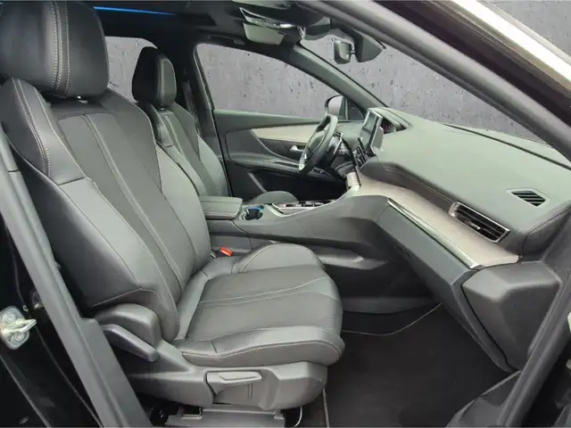 Peugeot 5008 view 13