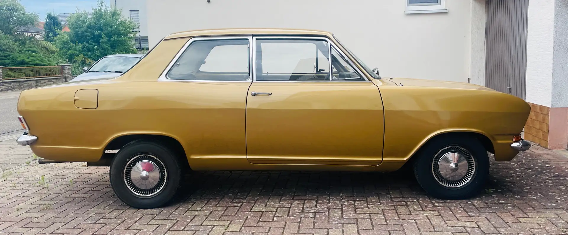 Oldtimer Opel B Kadett Gold - 1