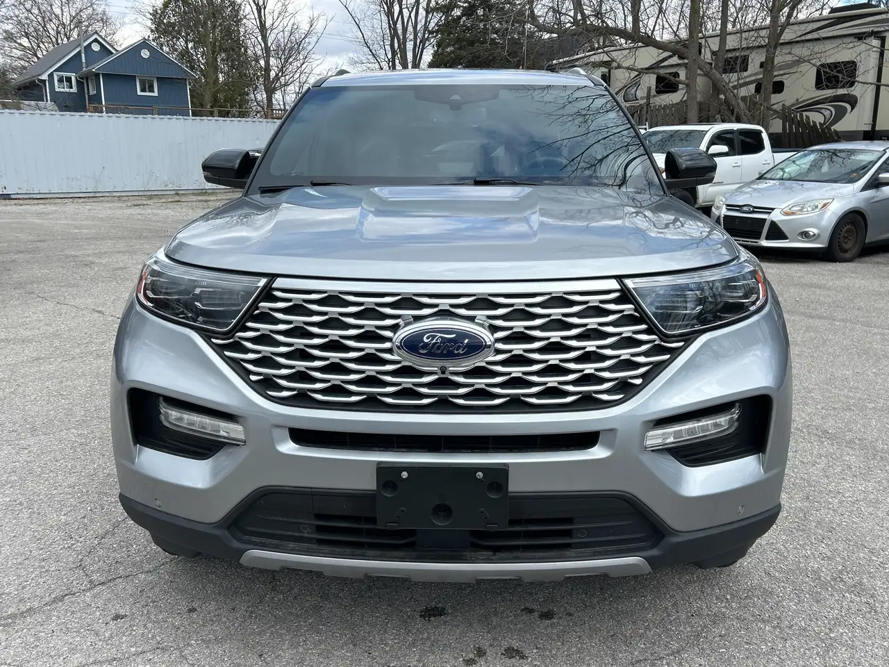 Ford Explorer photo Ford Explorer