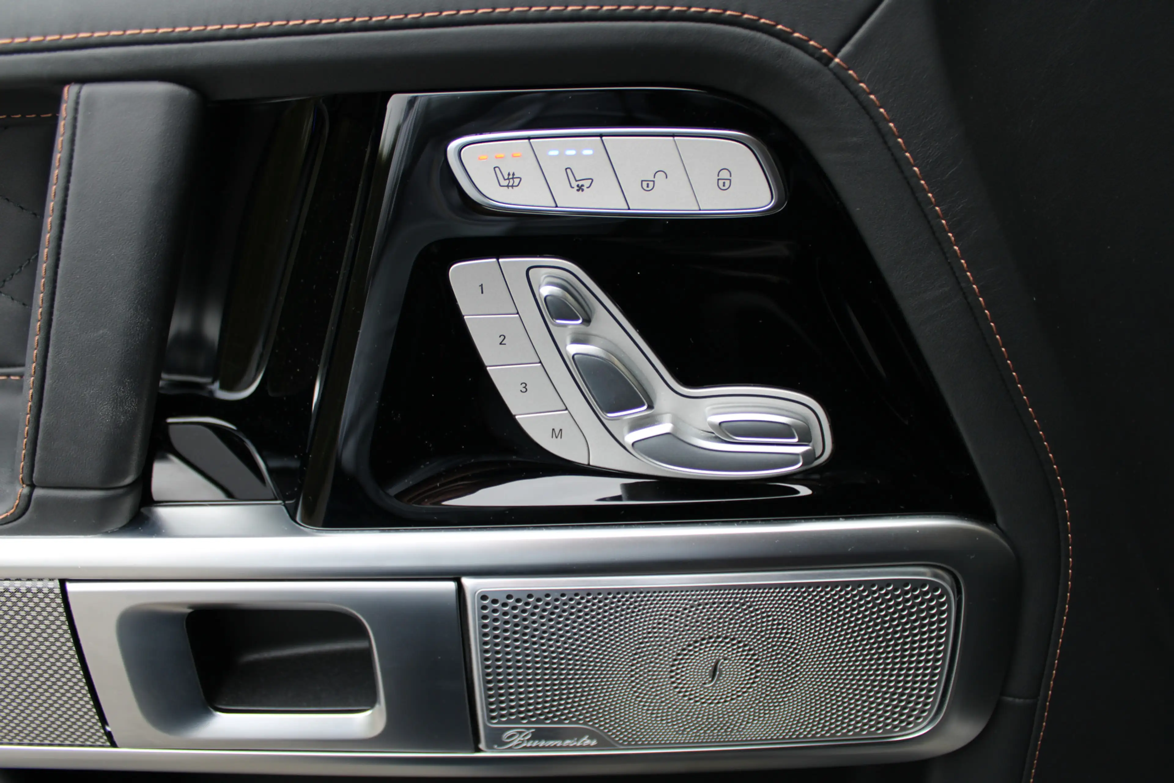 Mercedes-Benz G 63 AMG G MANUFAKTUR magno / 2026 / Massage / BTW / Vol Op — photo 8