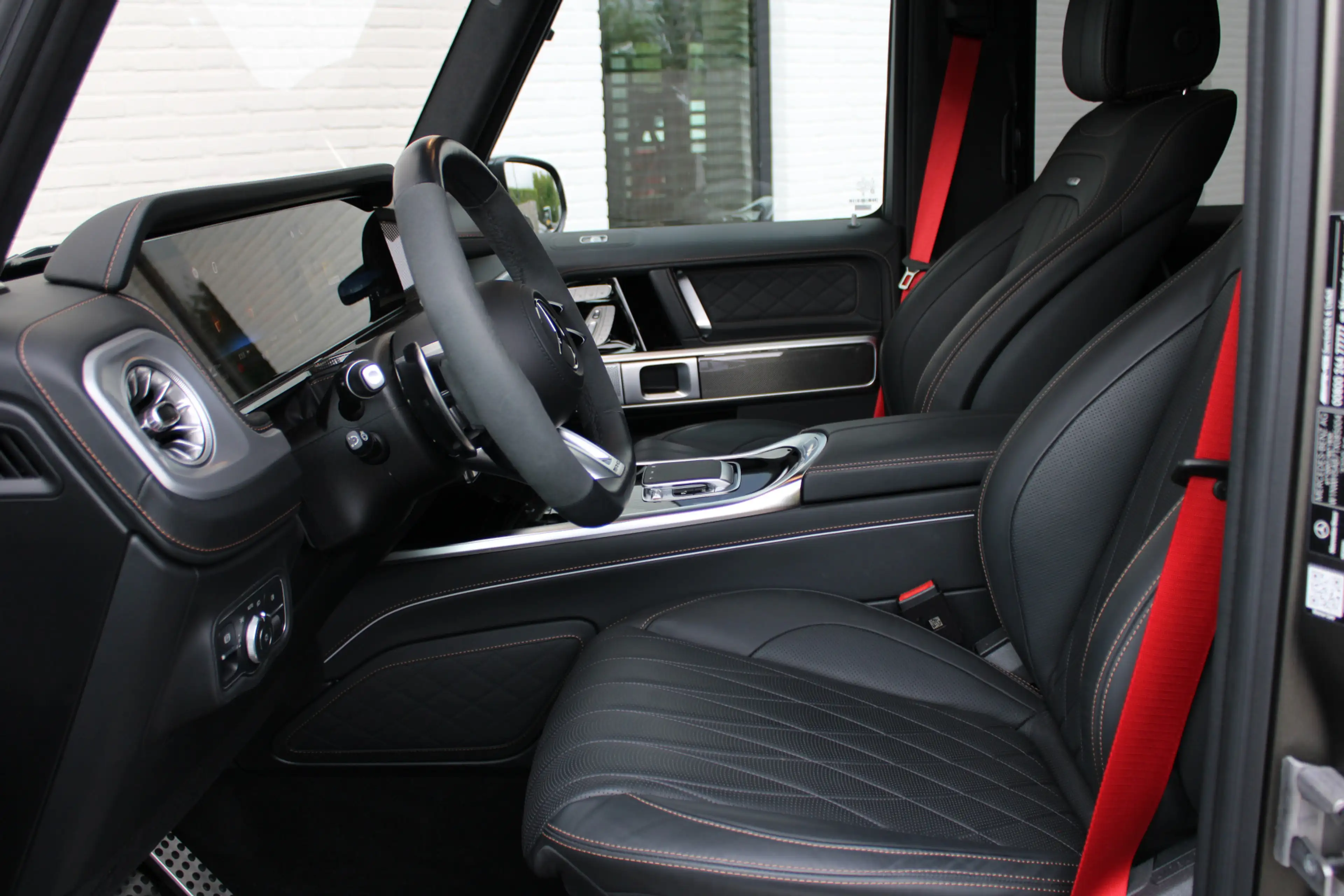 Mercedes-Benz G 63 AMG G MANUFAKTUR magno / 2026 / Massage / BTW / Vol Op — photo 3