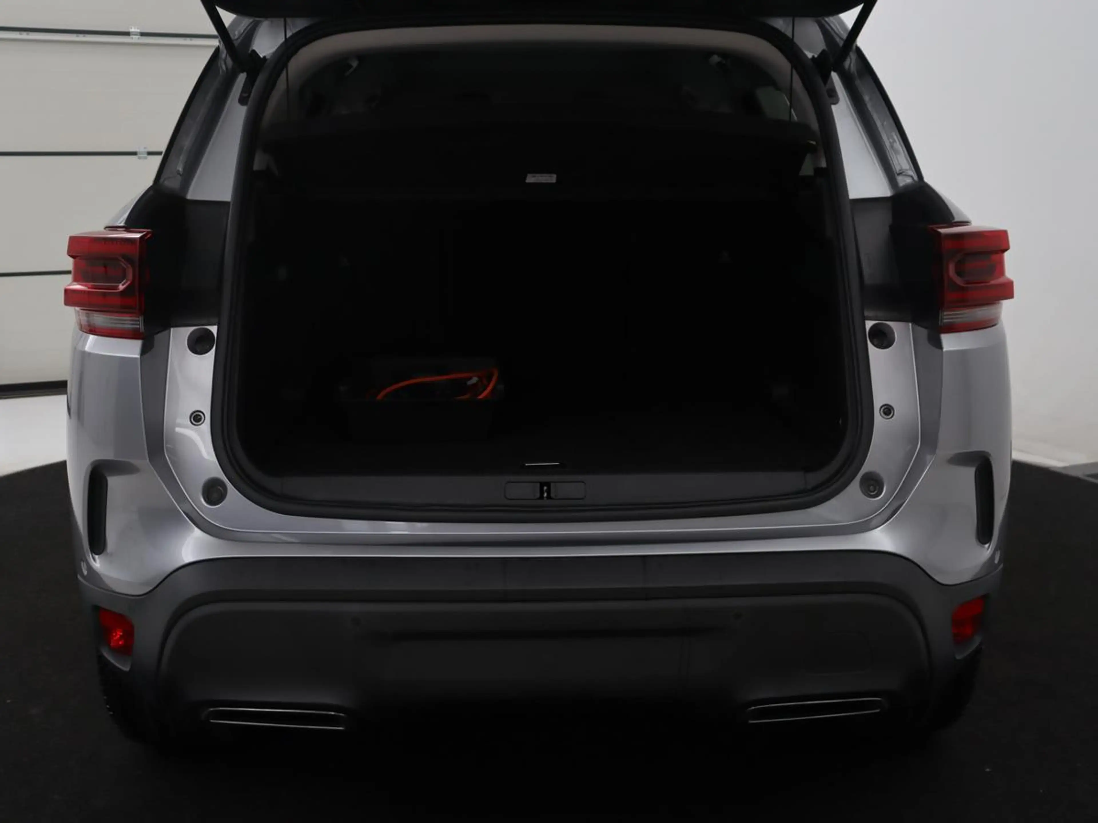Citroen C5 1.6 Plug-in Hybrid 225 Business Plus | SOH 98,1% | — photo 8