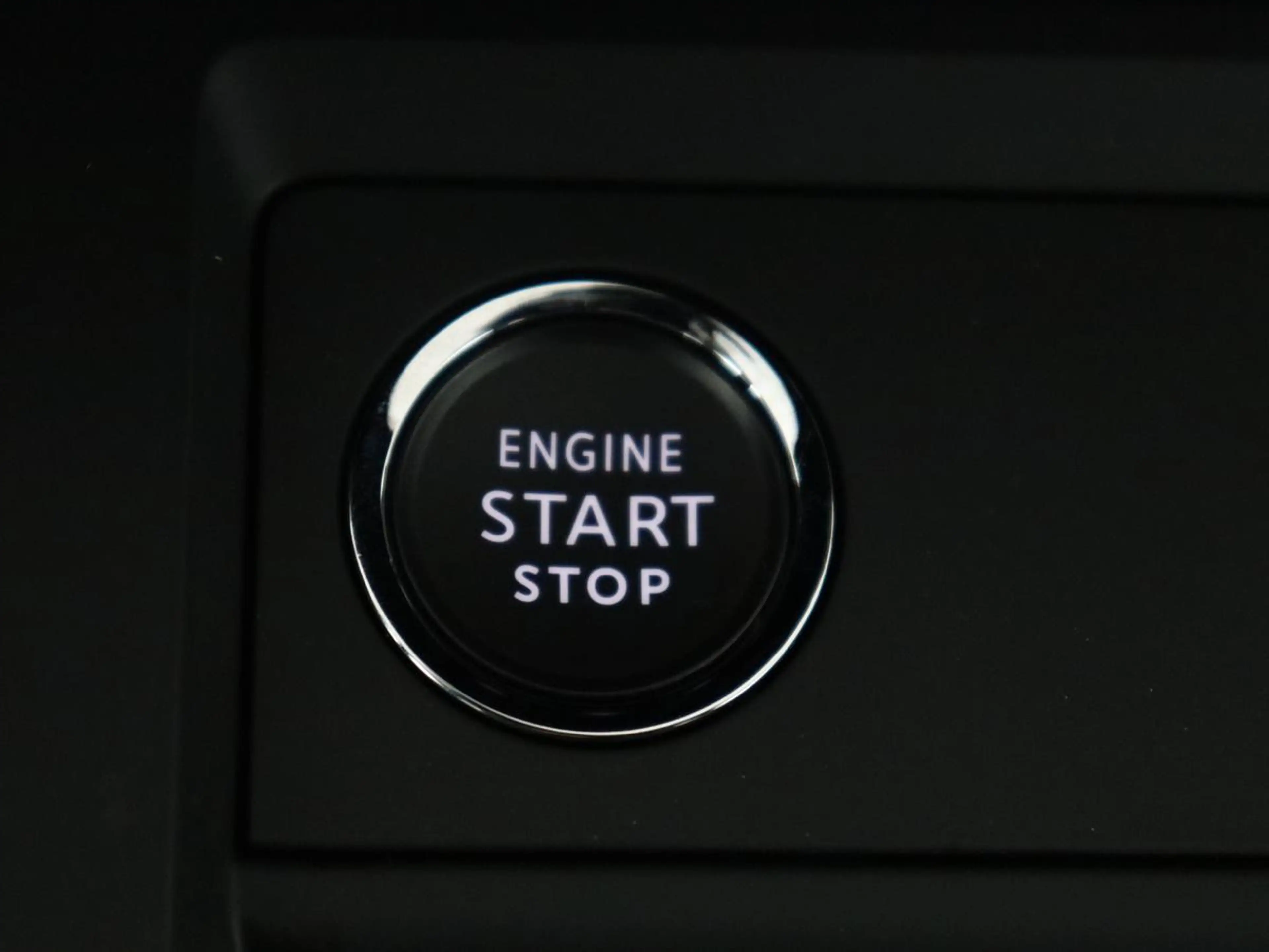 Citroen C5 1.6 Plug-in Hybrid 225 Business Plus | SOH 98,1% | — photo 27