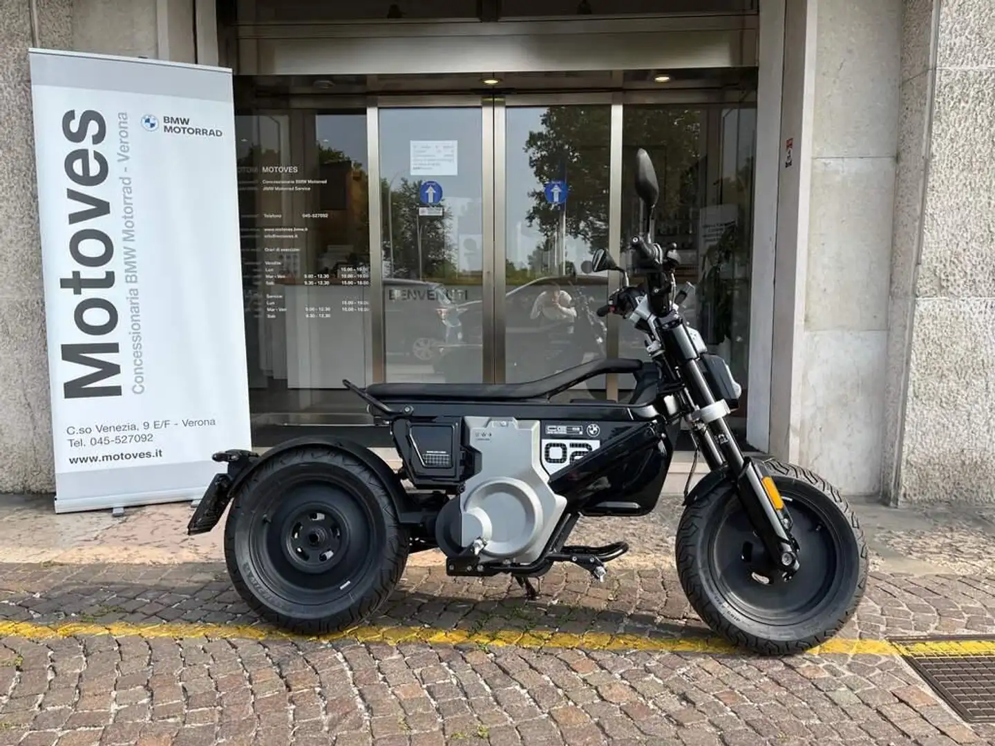 BMW CE 02 11kw Abs Negro - 1