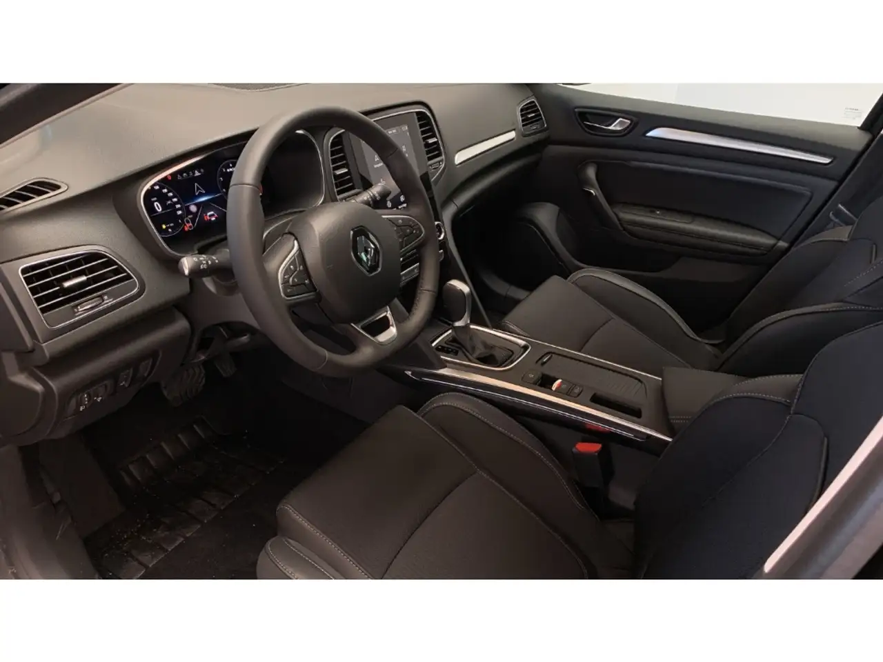 Renault Megane GRANDTOUR TECHNO TCe 140 EDC KAME, миниатюра 9