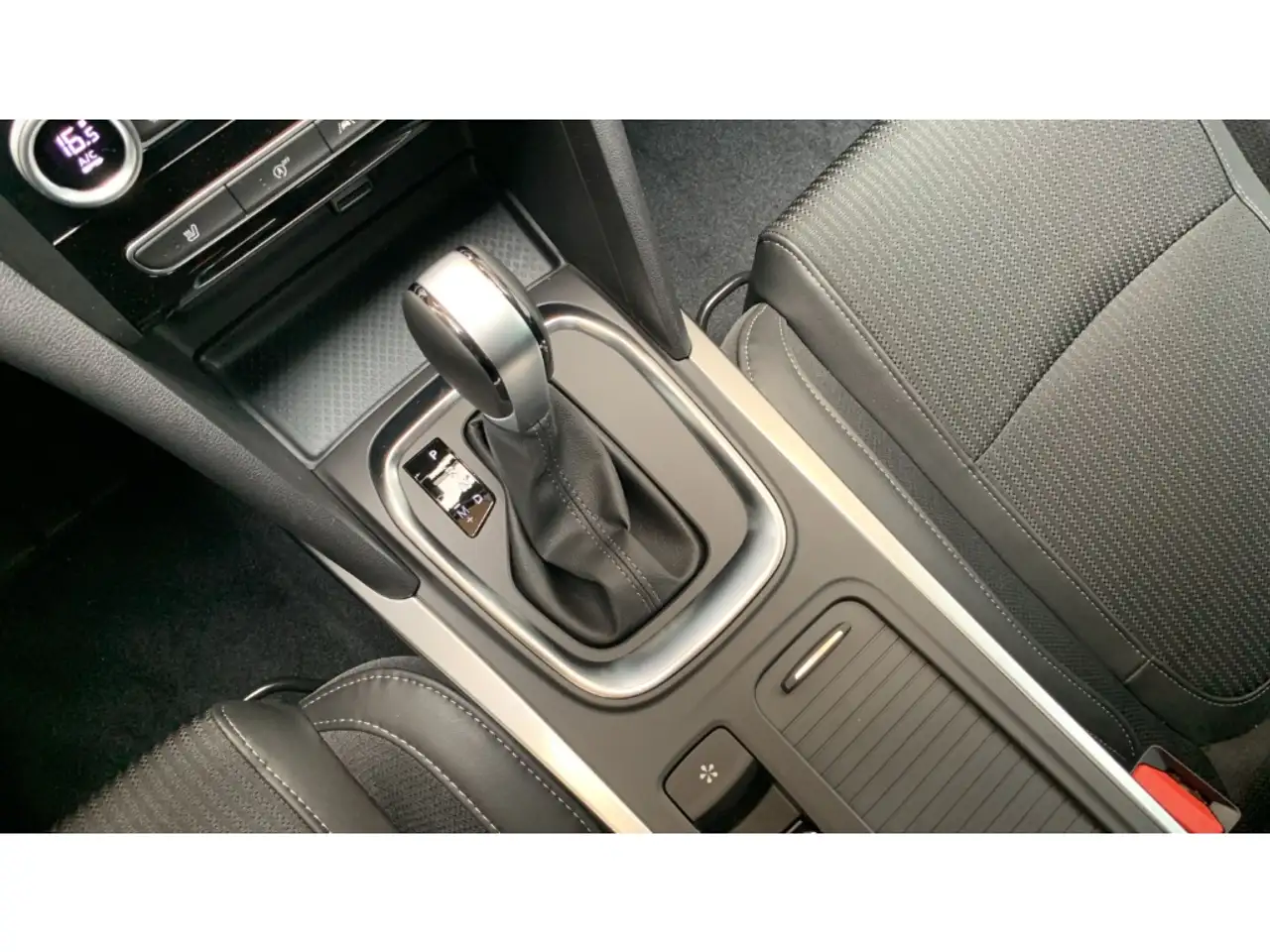 Renault Megane GRANDTOUR TECHNO TCe 140 EDC KAME, миниатюра 19