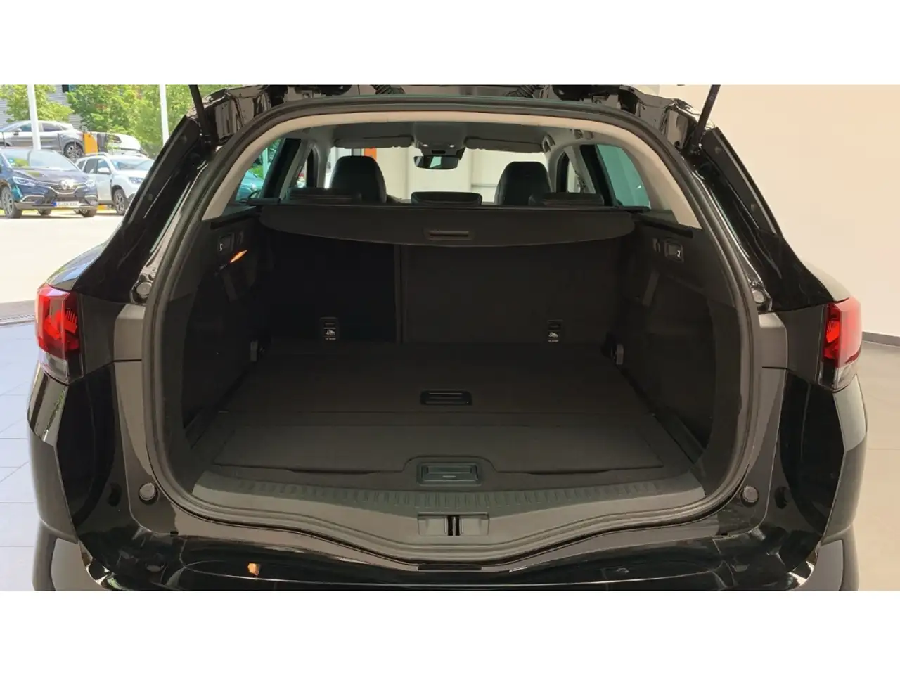 Renault Megane GRANDTOUR TECHNO TCe 140 EDC KAME, миниатюра 12