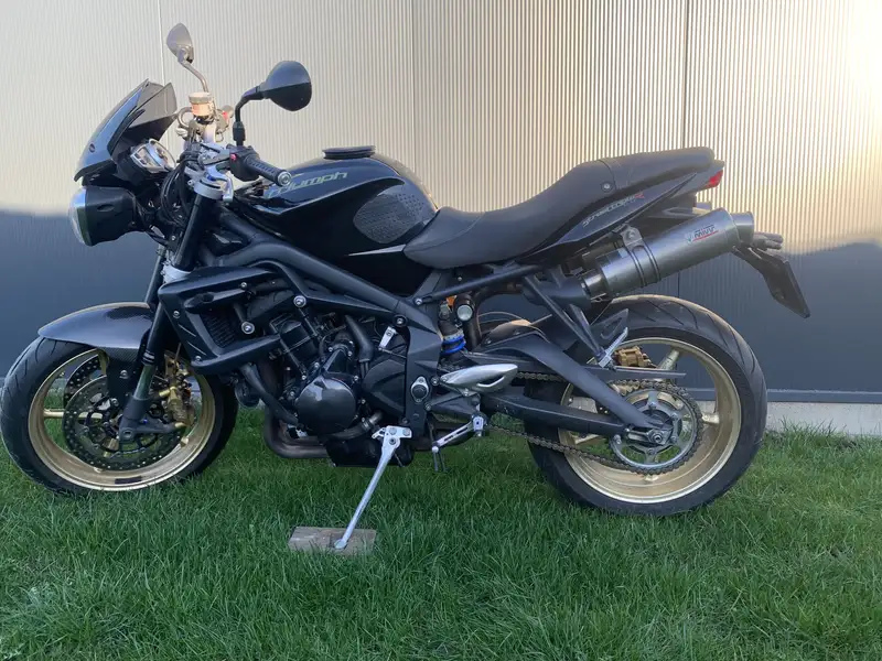 Triumph Street Triple R - foto 6