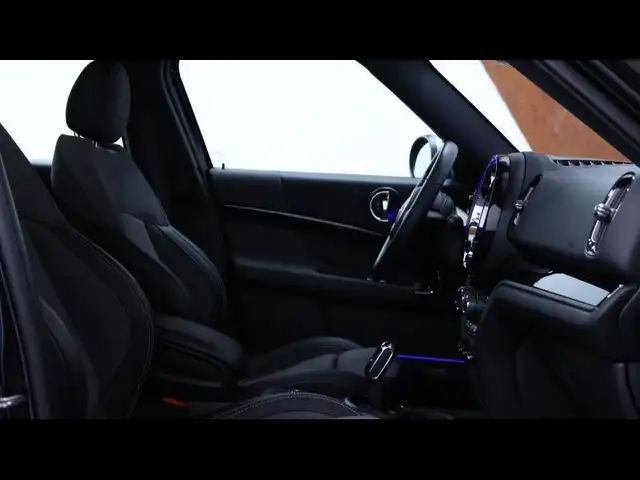 Mini Cooper Cooper view 15