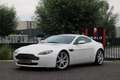 Aston Martin Vantage V8 | 385pk | Handgeschakeld | Youngtimer | BTW-aut Wit - thumbnail 36