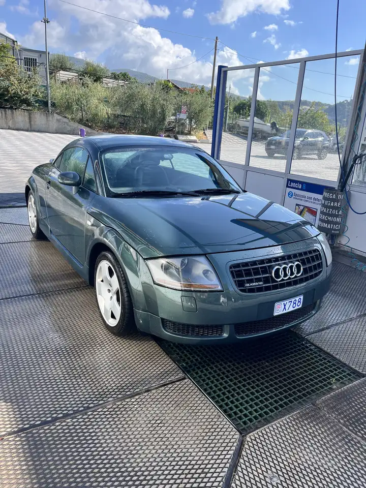 Audi TT 1.8T Quattro, foto 2