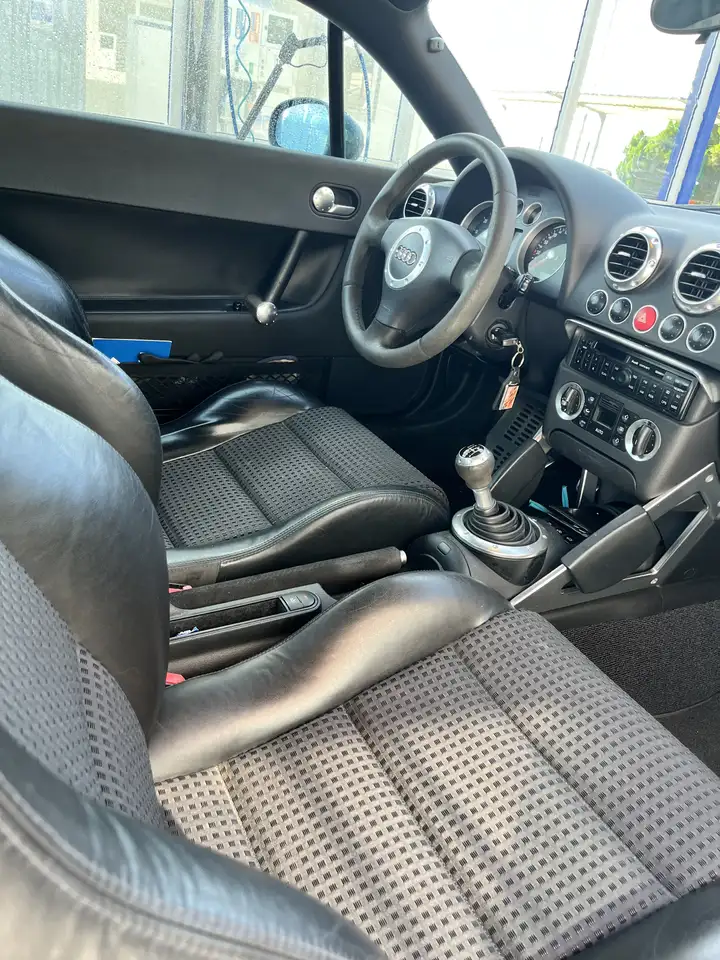 Audi TT 1.8T Quattro, foto 9