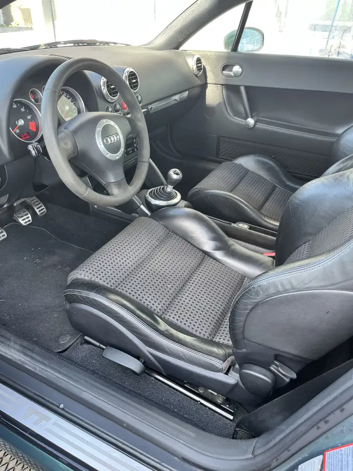Audi TT 1.8T Quattro, foto 5