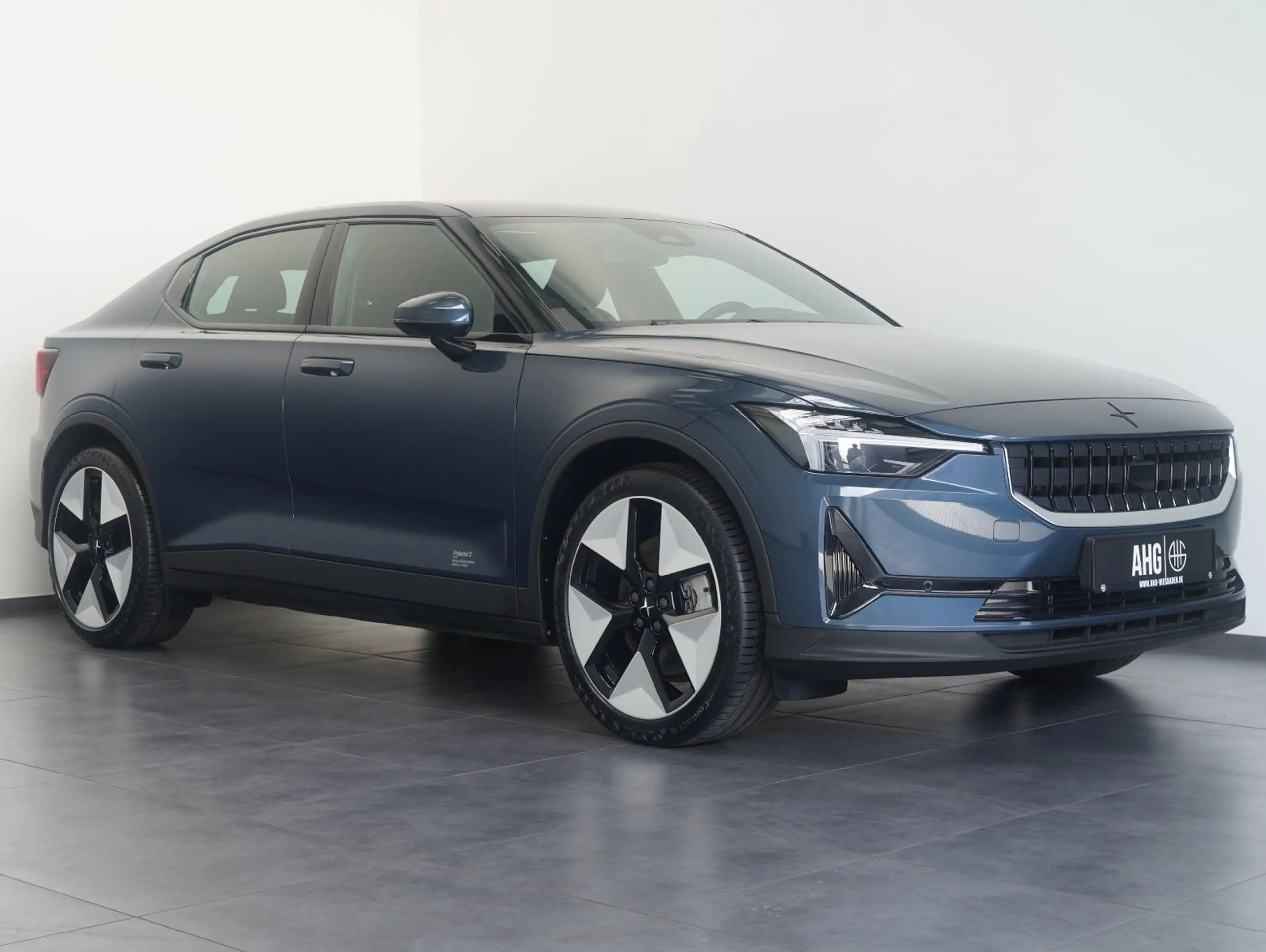 Polestar 2 Standard Range Single LED/NAVI/AHK/LM20" — photo 2