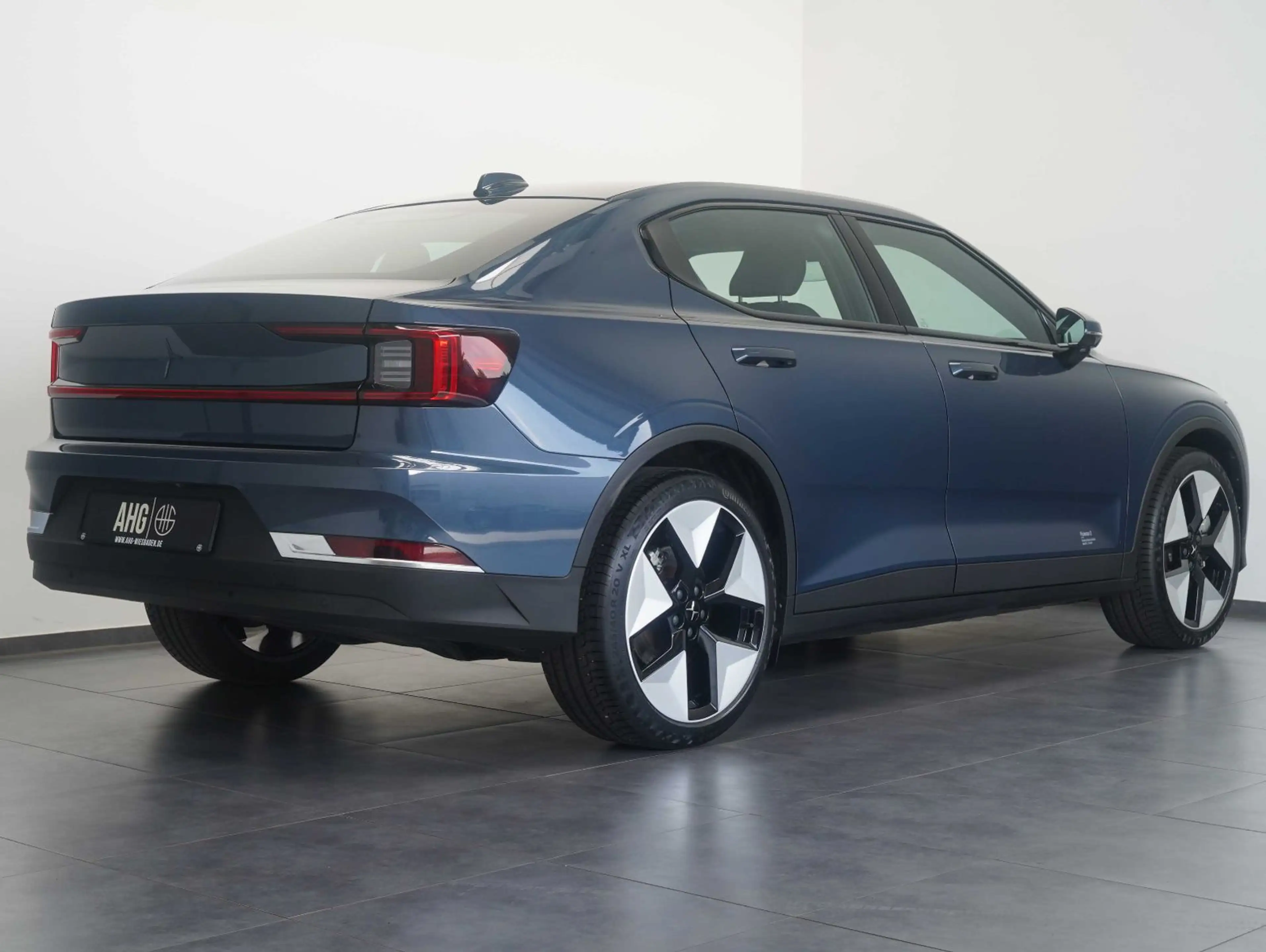 Polestar 2 Standard Range Single LED/NAVI/AHK/LM20" — photo 3