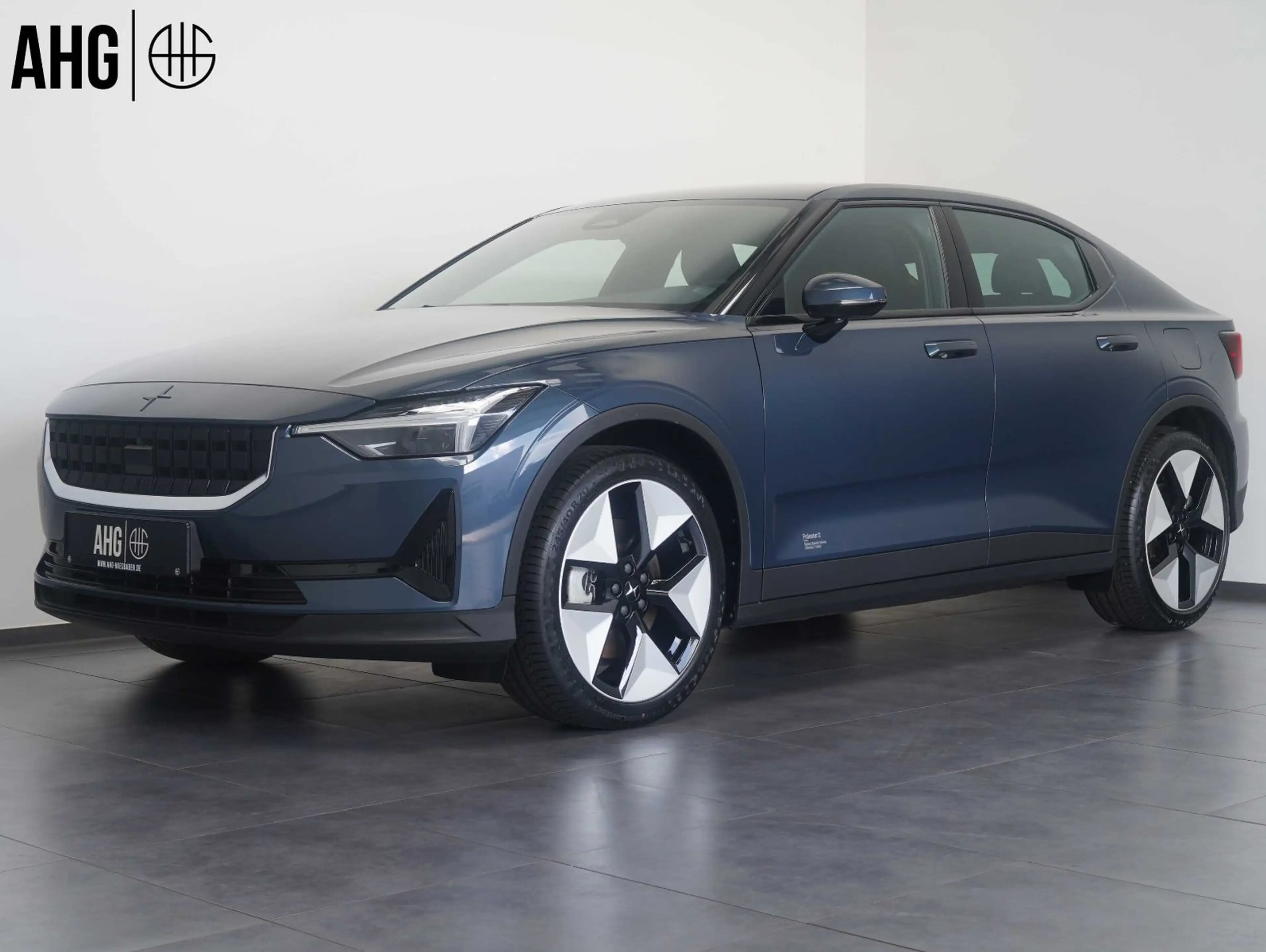 Polestar 2 Standard Range Single LED/NAVI/AHK/LM20"