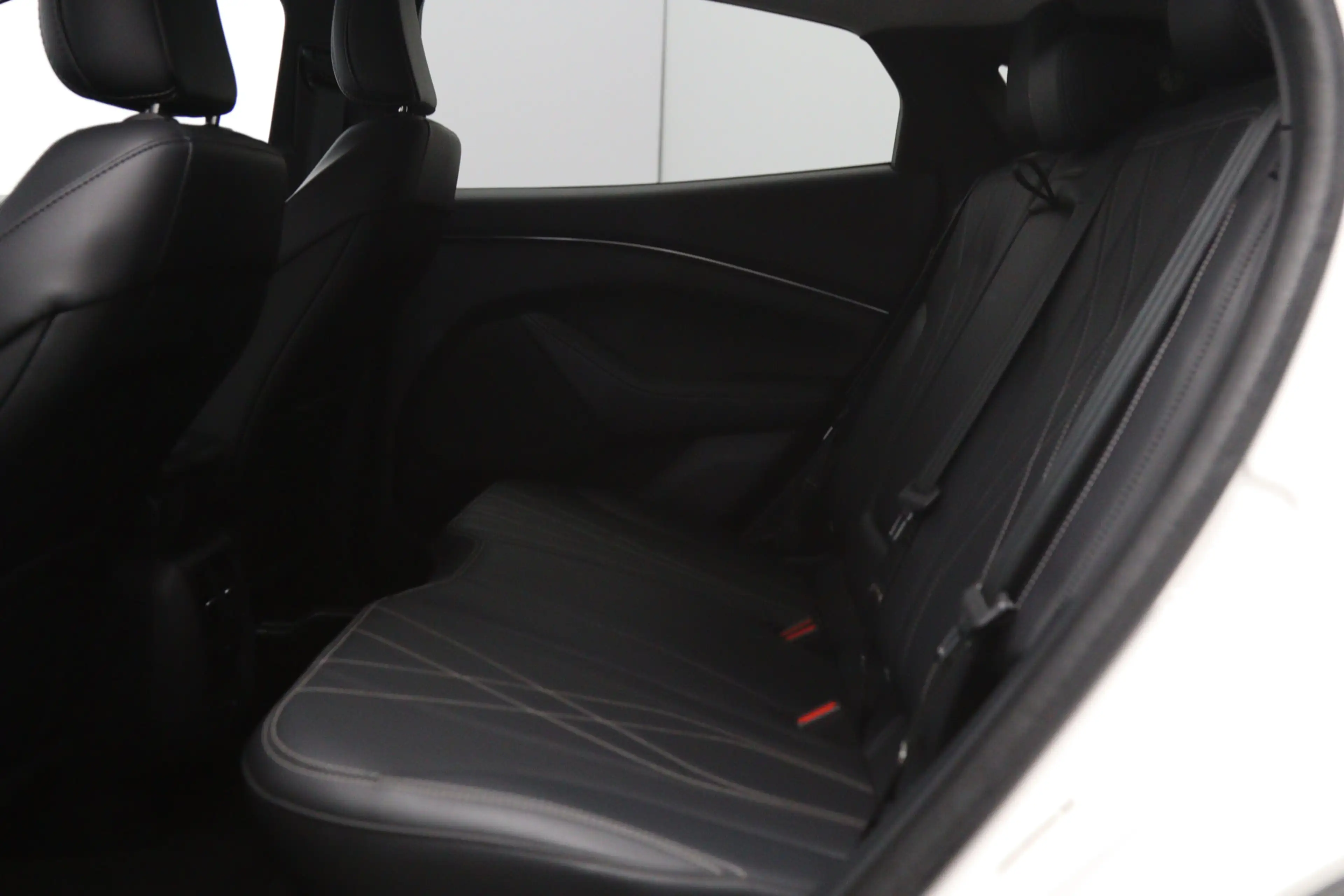 Ford Mustang Mach-E RWD 75 kWh 260 PK, SOH 92 %, Camera, Carplay, Adap — photo 28