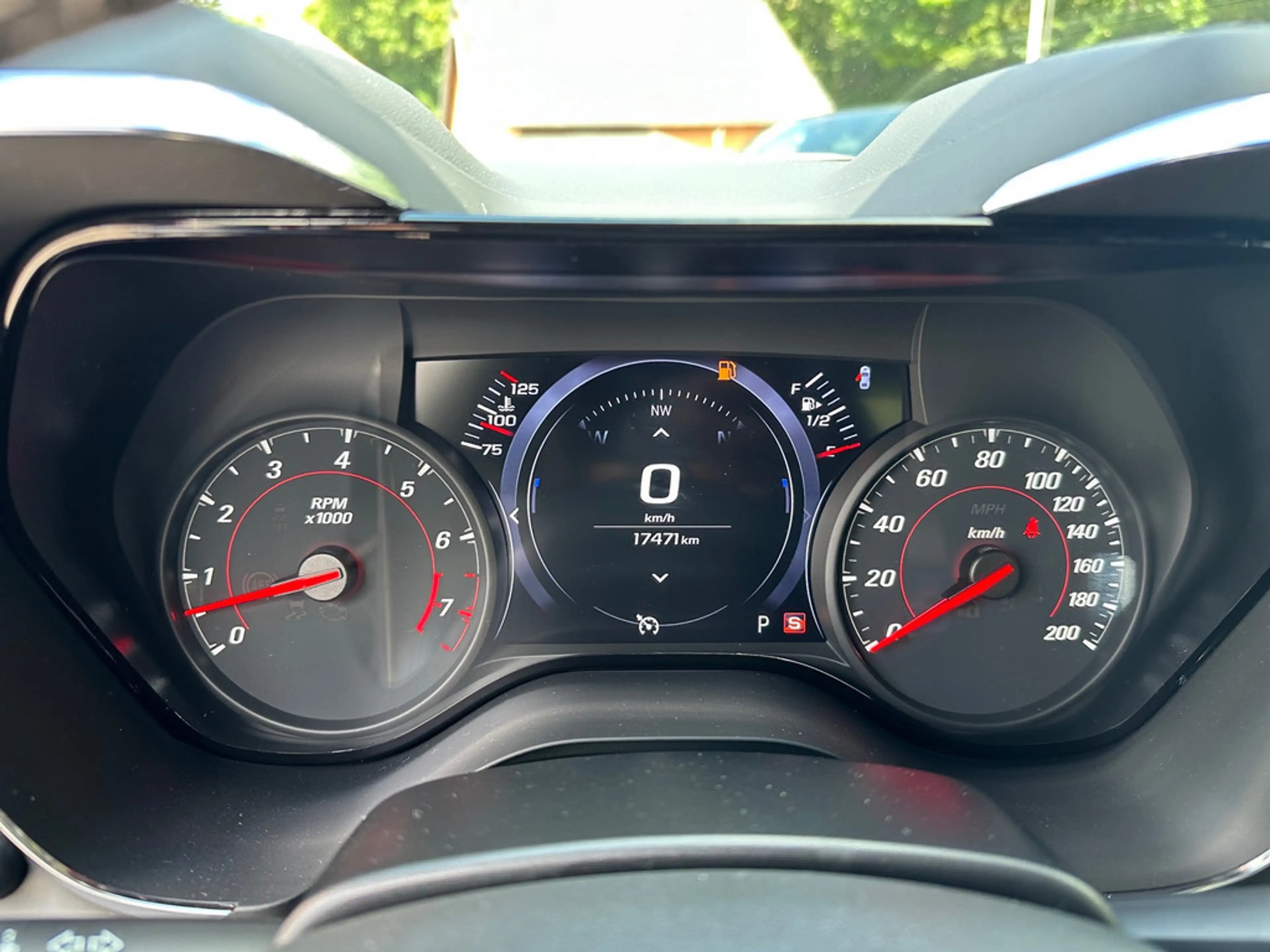 Chevrolet Camaro Coupé 6.2L V8 EU Recaro Klappe — photo 6