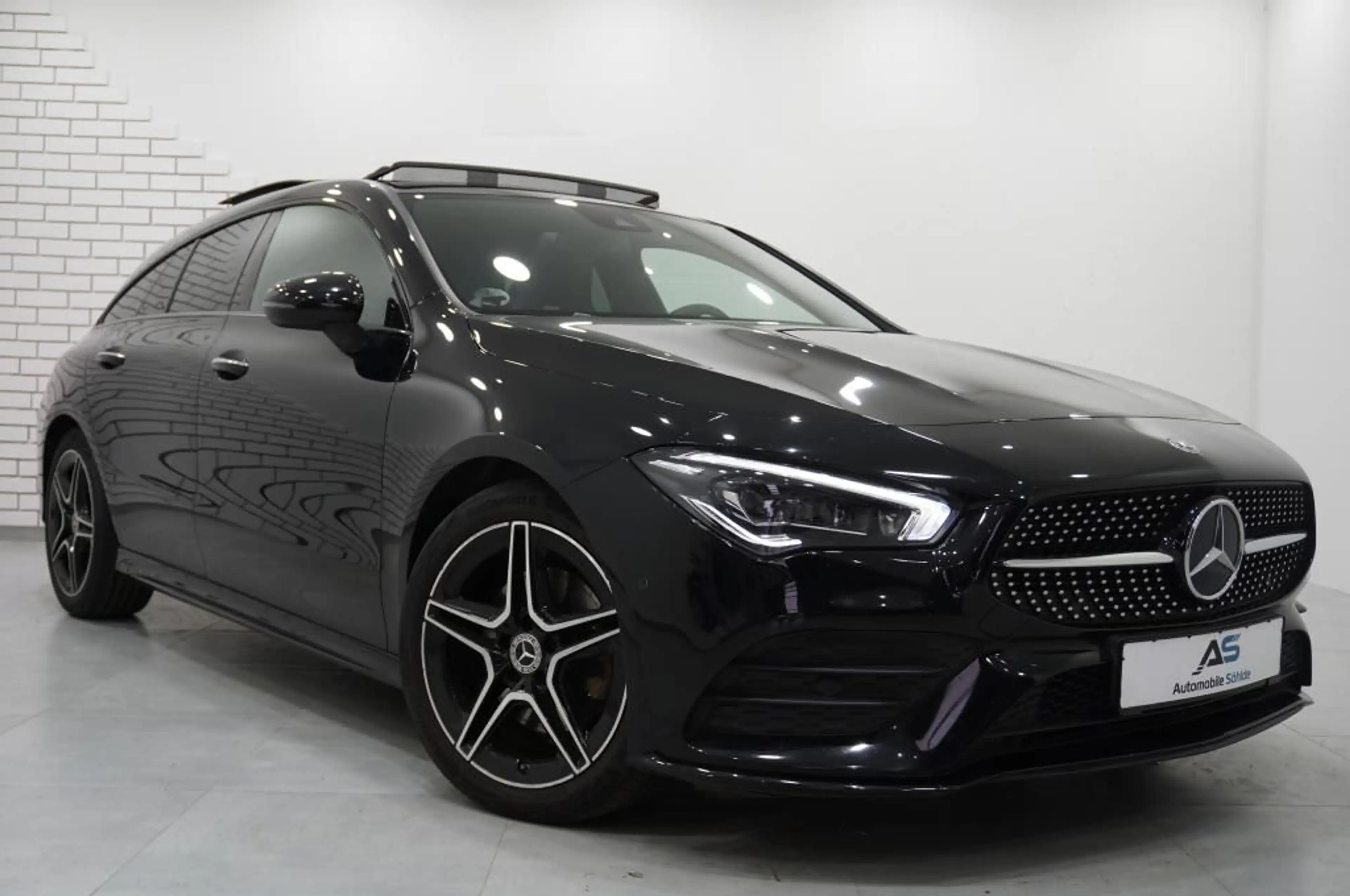 Mercedes-Benz CLA 220 8G-DCT AMG Line Standhz — photo 2