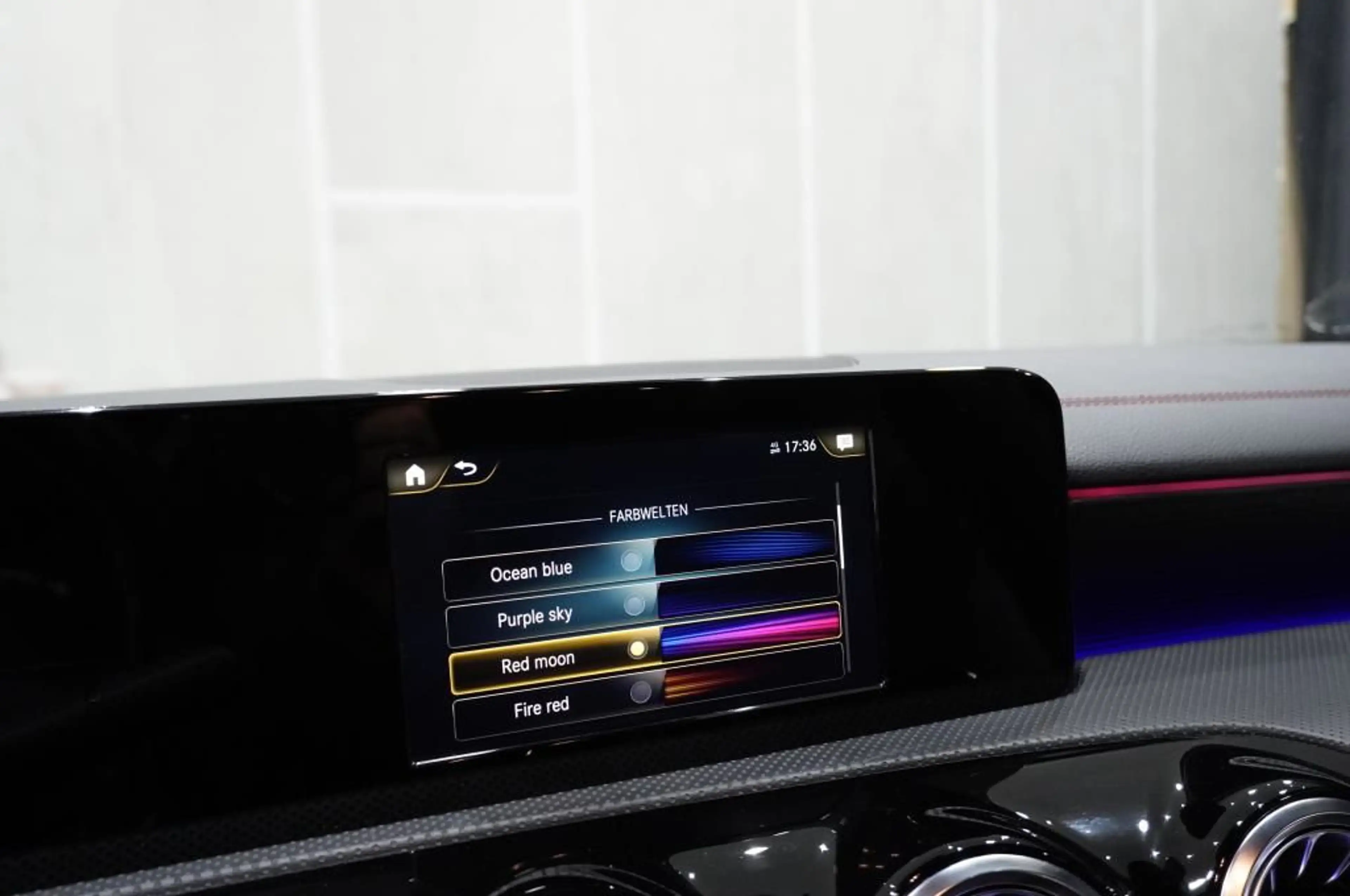 Mercedes-Benz CLA 220 8G-DCT AMG Line Standhz — photo 14