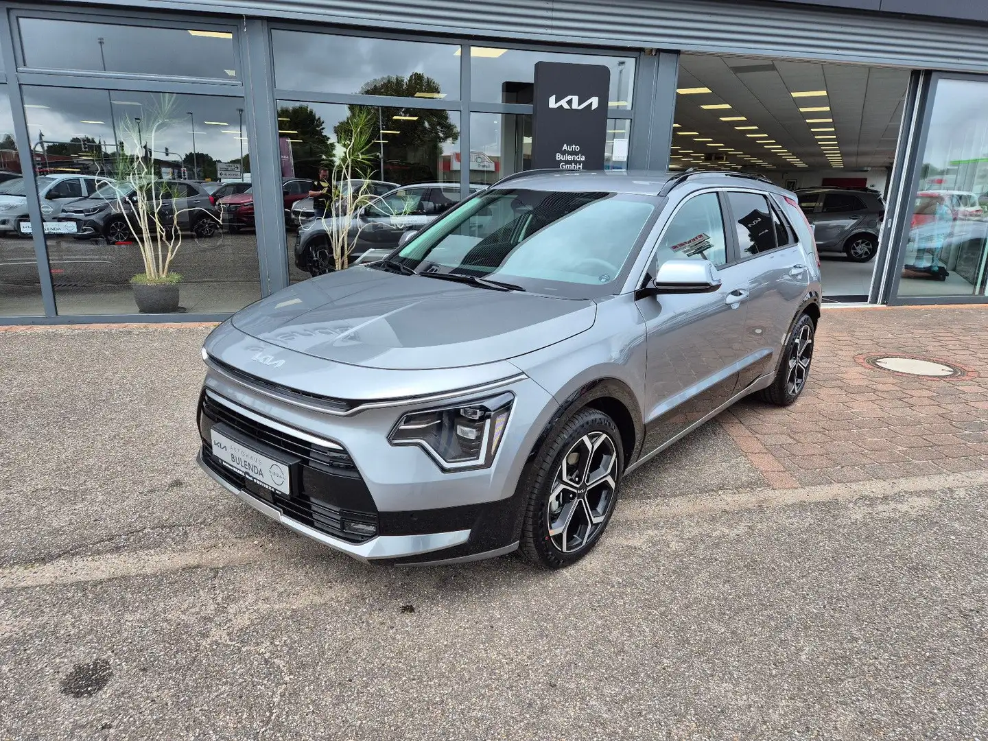 Kia Niro Kia Niro 1.6 GDI 129PS Hybrid Spirit Kamera Navi Szürke - 2