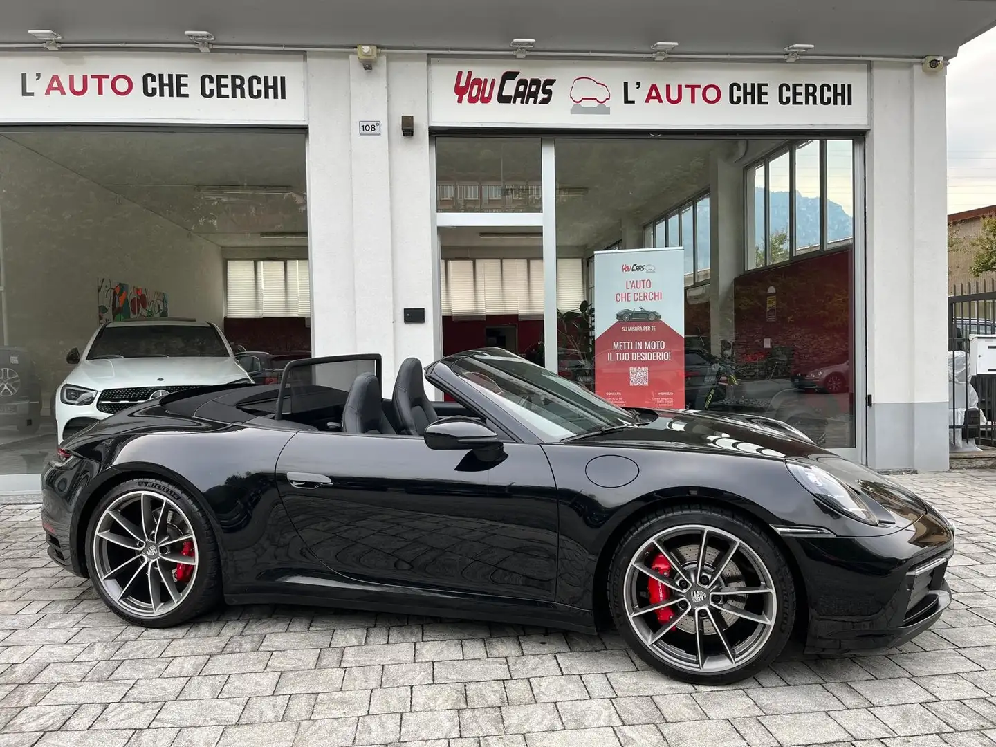 Porsche 911 992 Cabrio 3.0 Carrera 4S Scarichi-Chrono Pack Nero - 2