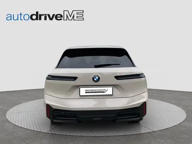 BMW iX xDrive 45 M-Sport DESIGN KAM 360 LED Pano LM Ansicht 5