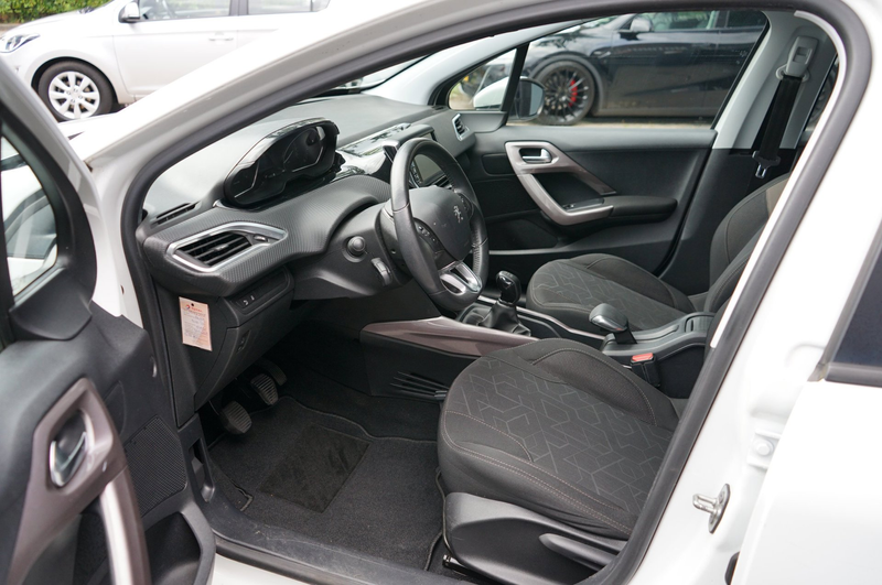Peugeot 2008 1.2 PureTech Blue Lion, Airco, Navi, PDC, Airco, T — photo 14