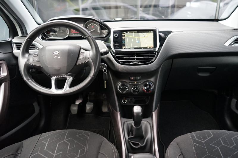 Peugeot 2008 1.2 PureTech Blue Lion, Airco, Navi, PDC, Airco, T — photo 2